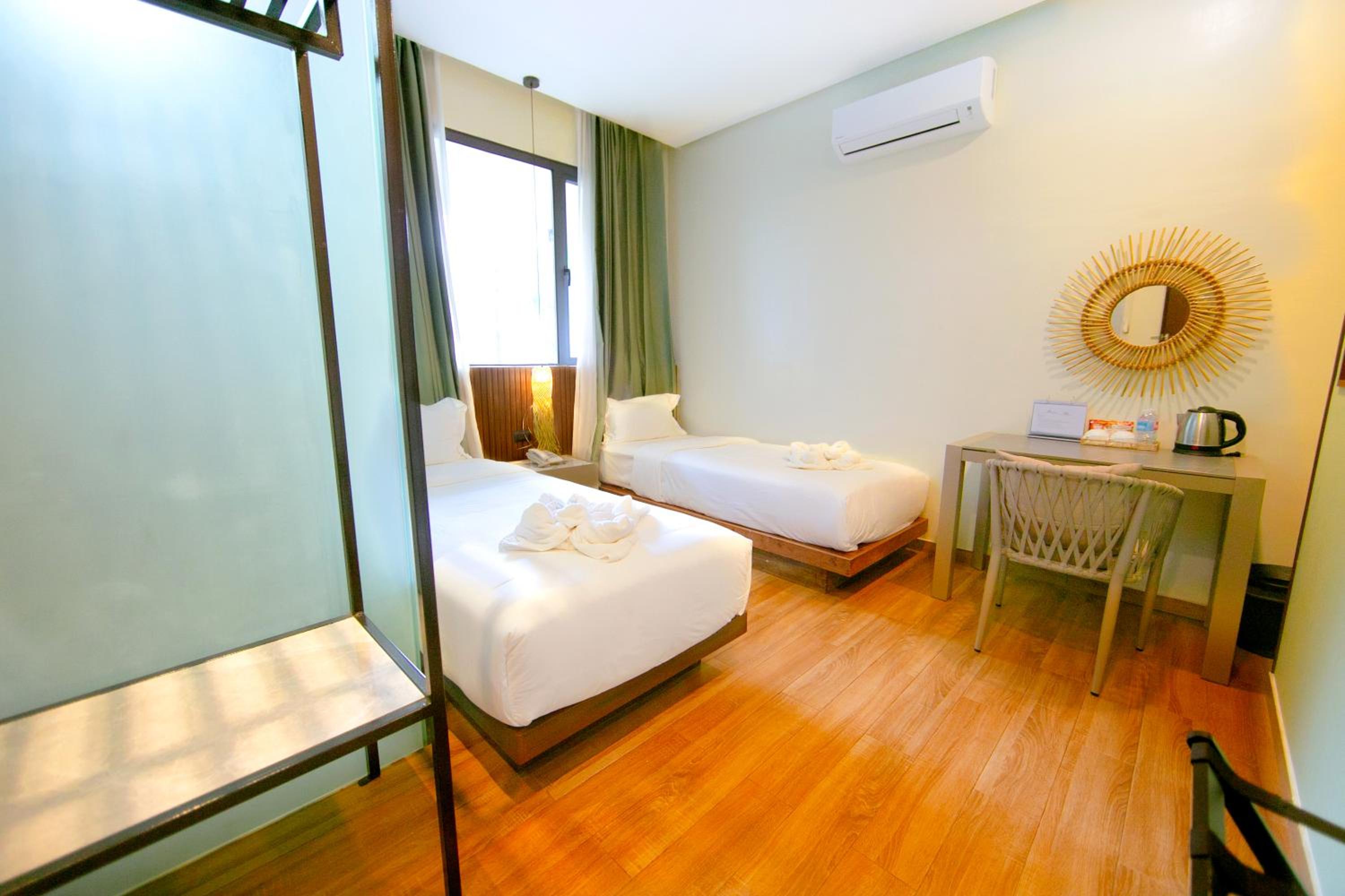 Twin Room - Photo 1