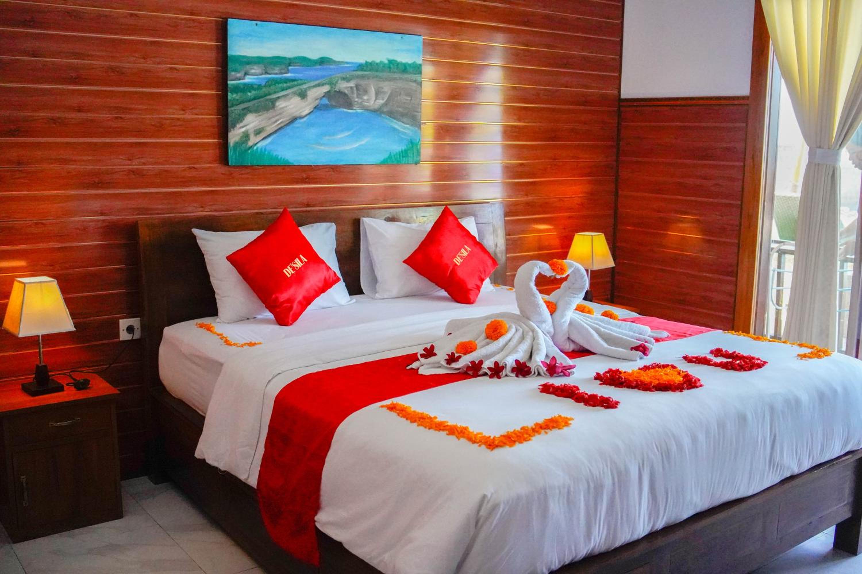 Double Room with Pool View - Photo 10