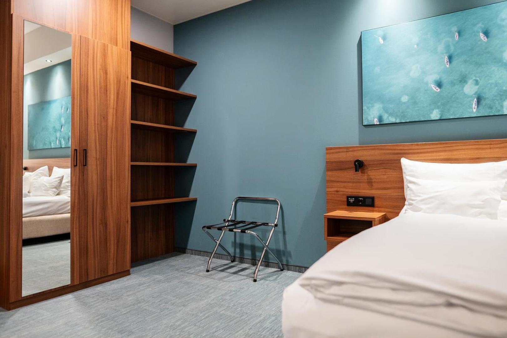 Deluxe Junior Suite - Photo 7