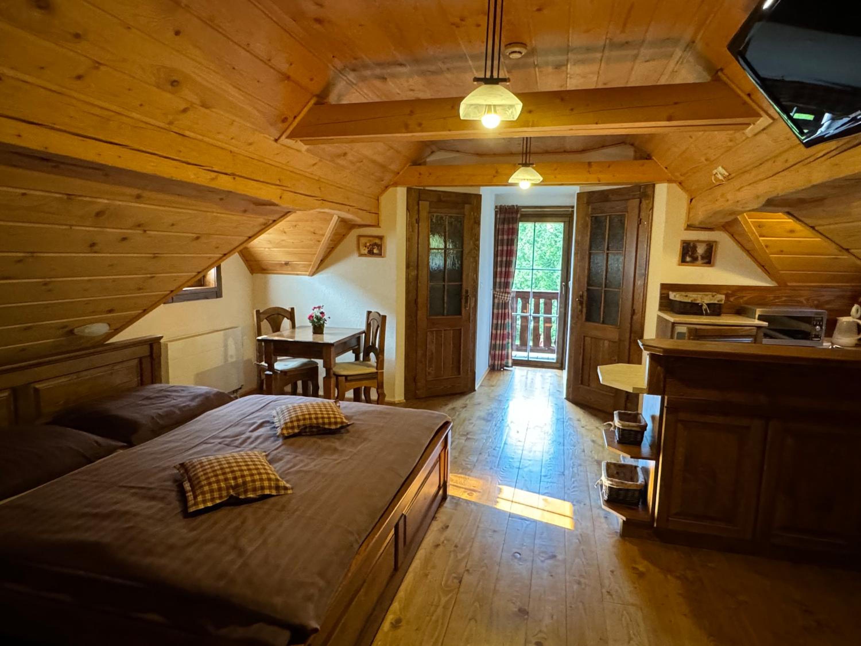Deluxe Double Room With Balcony photo 1