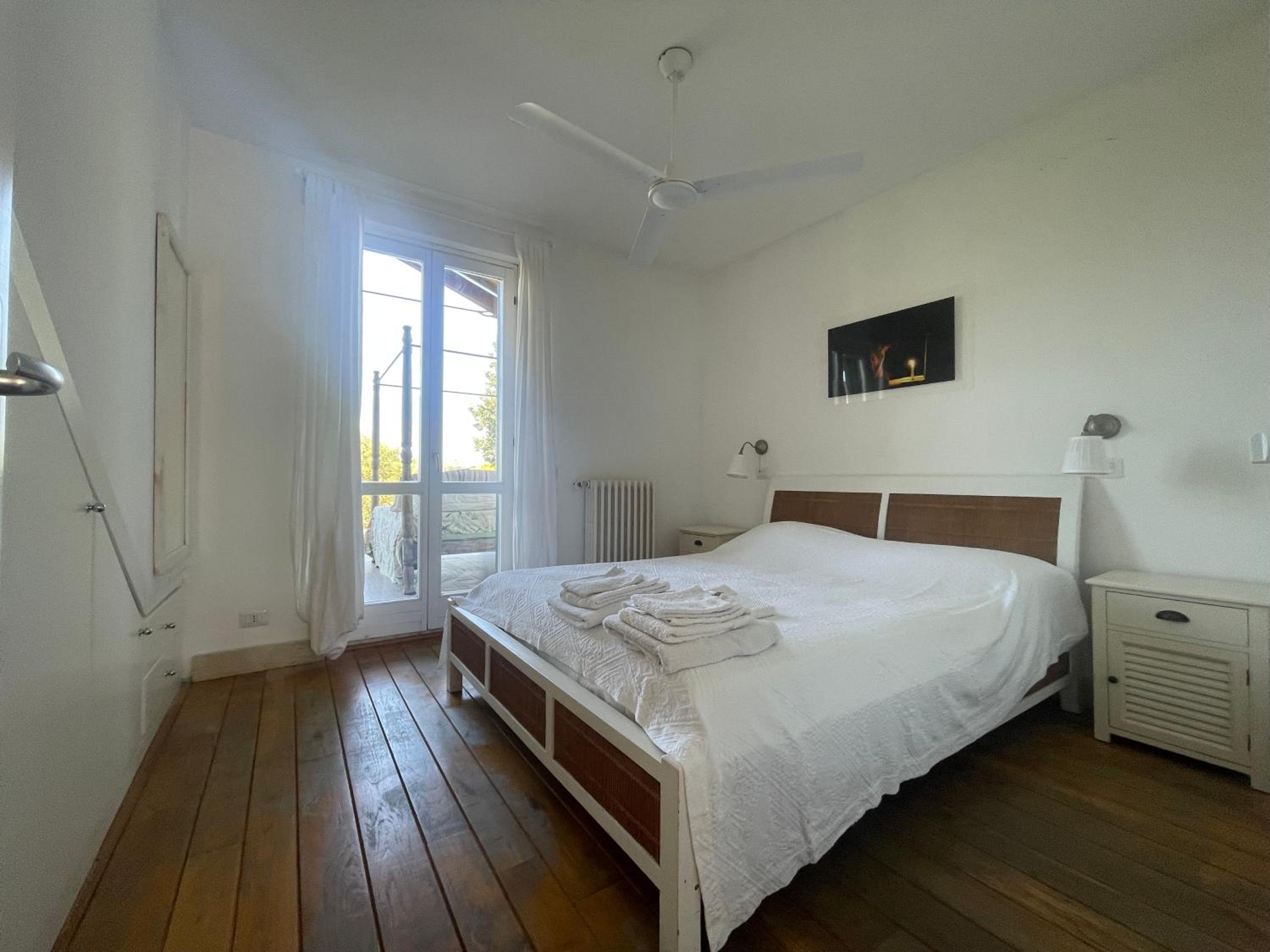 Villa photo 2