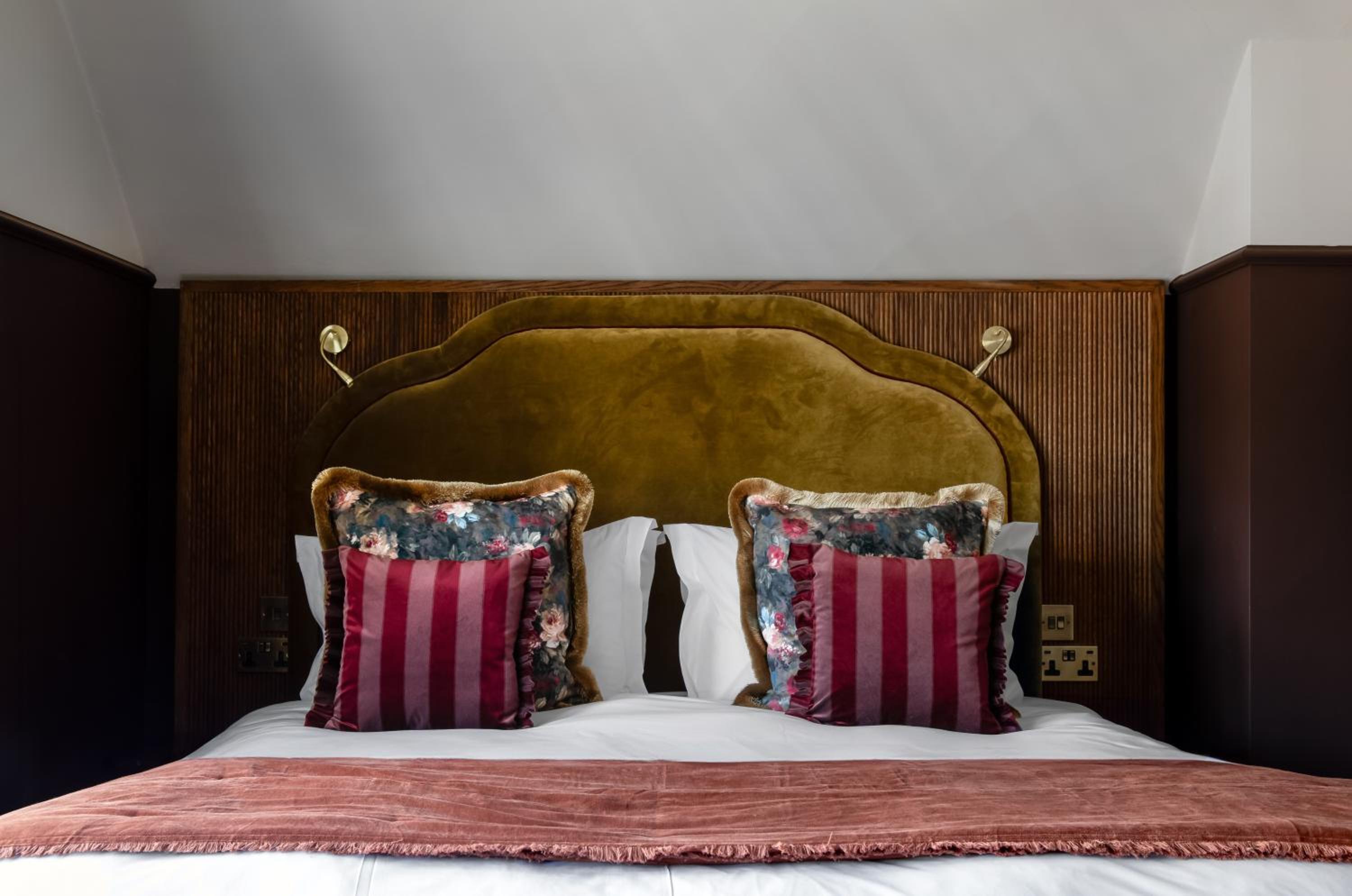 Superior Double Room - Photo 8
