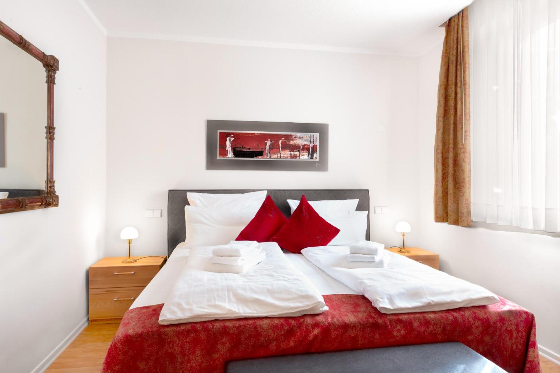 Suite - Photo 3