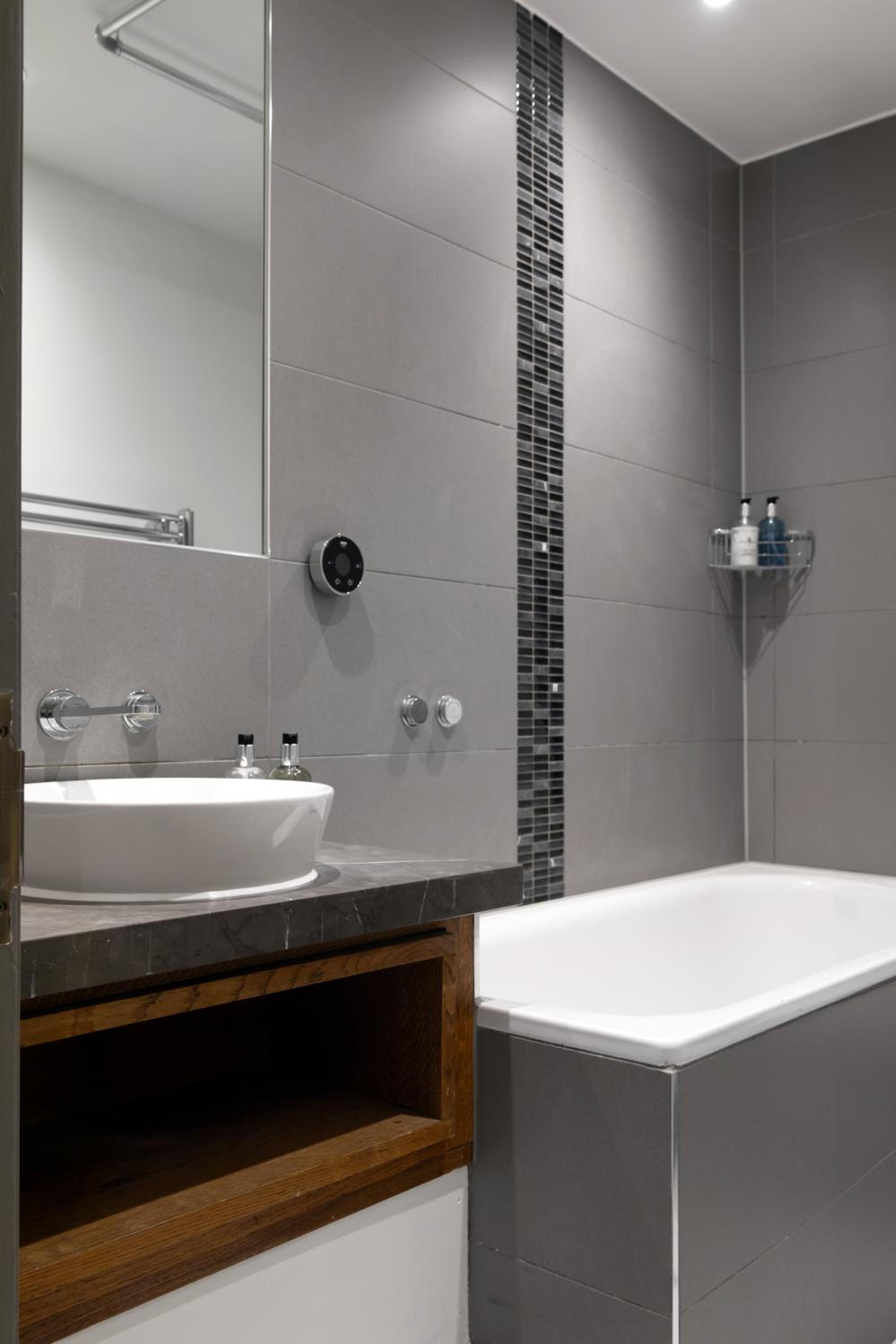 Classic Double Room - Photo 7