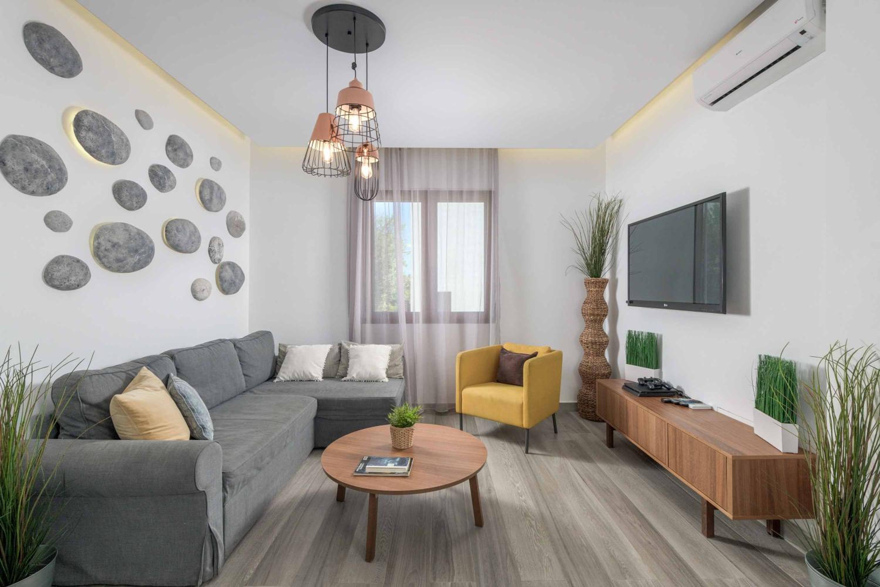 Three-Bedroom Villa photo 1