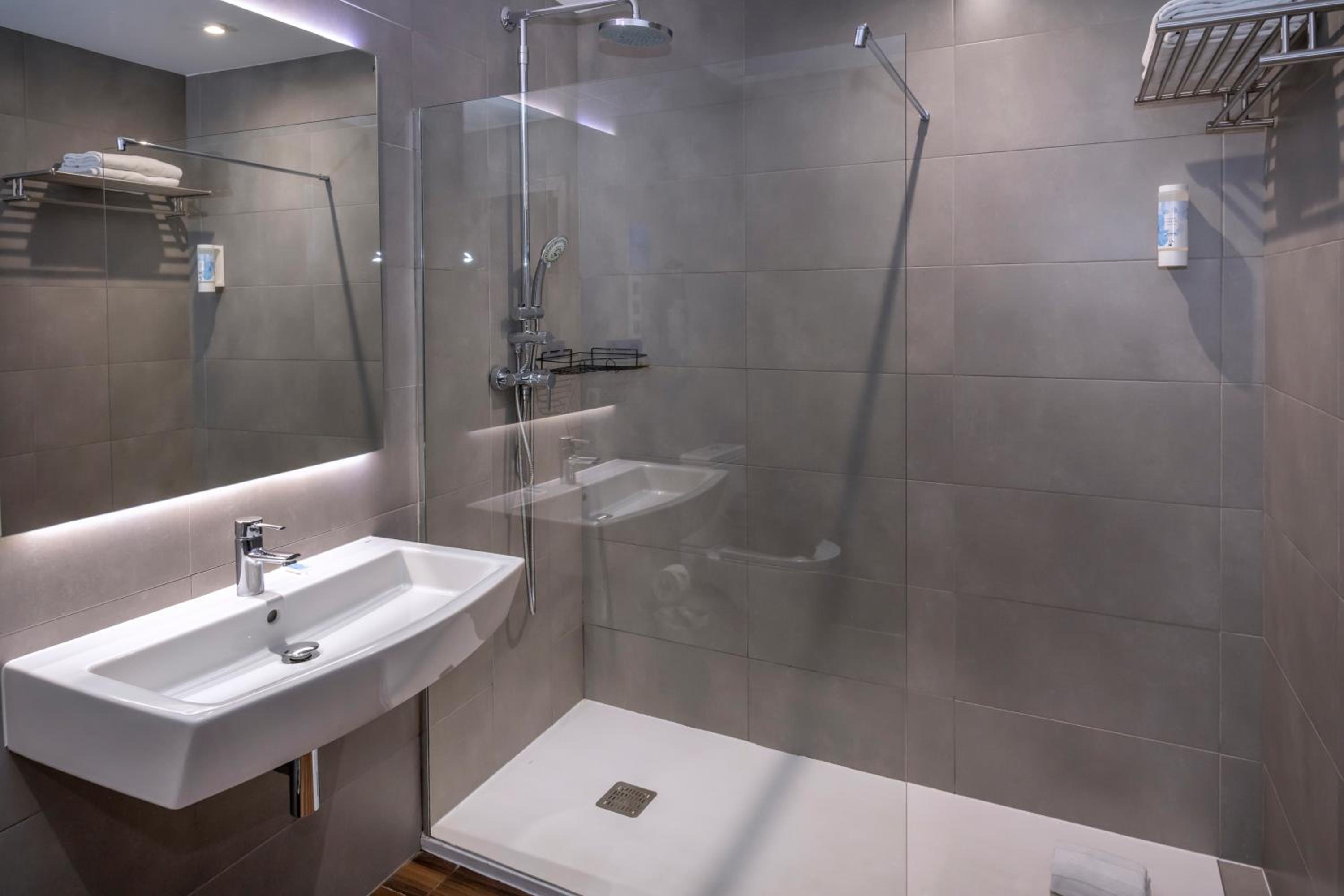 Superior Single Room photo 3