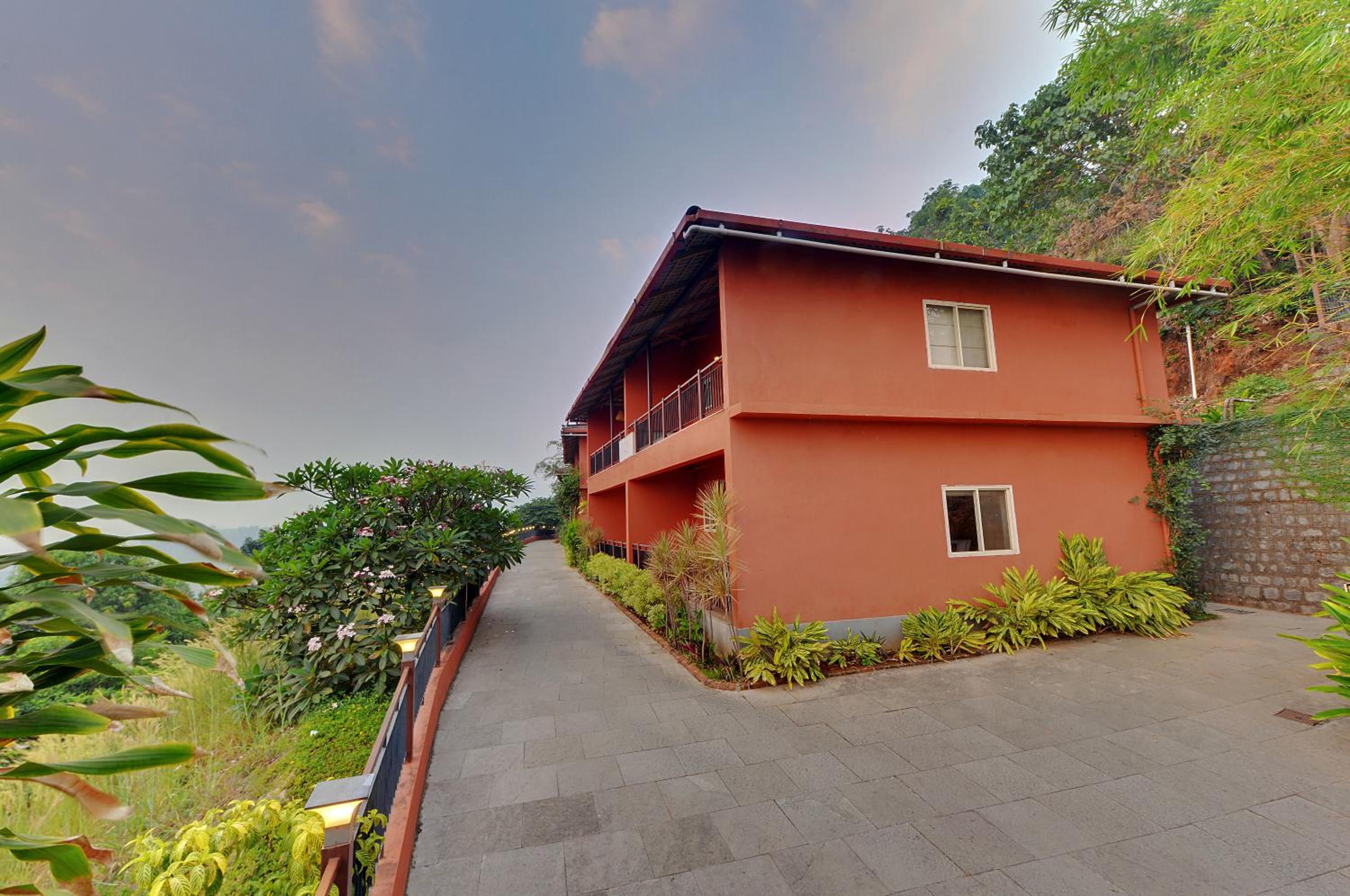 Three-Bedroom Villa - Photo 12