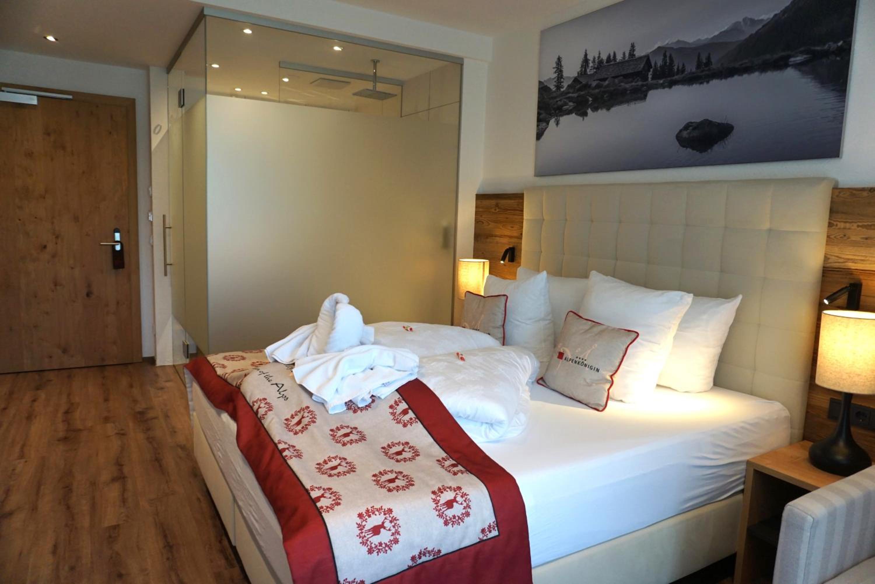 Double Room with Balcony photo 3