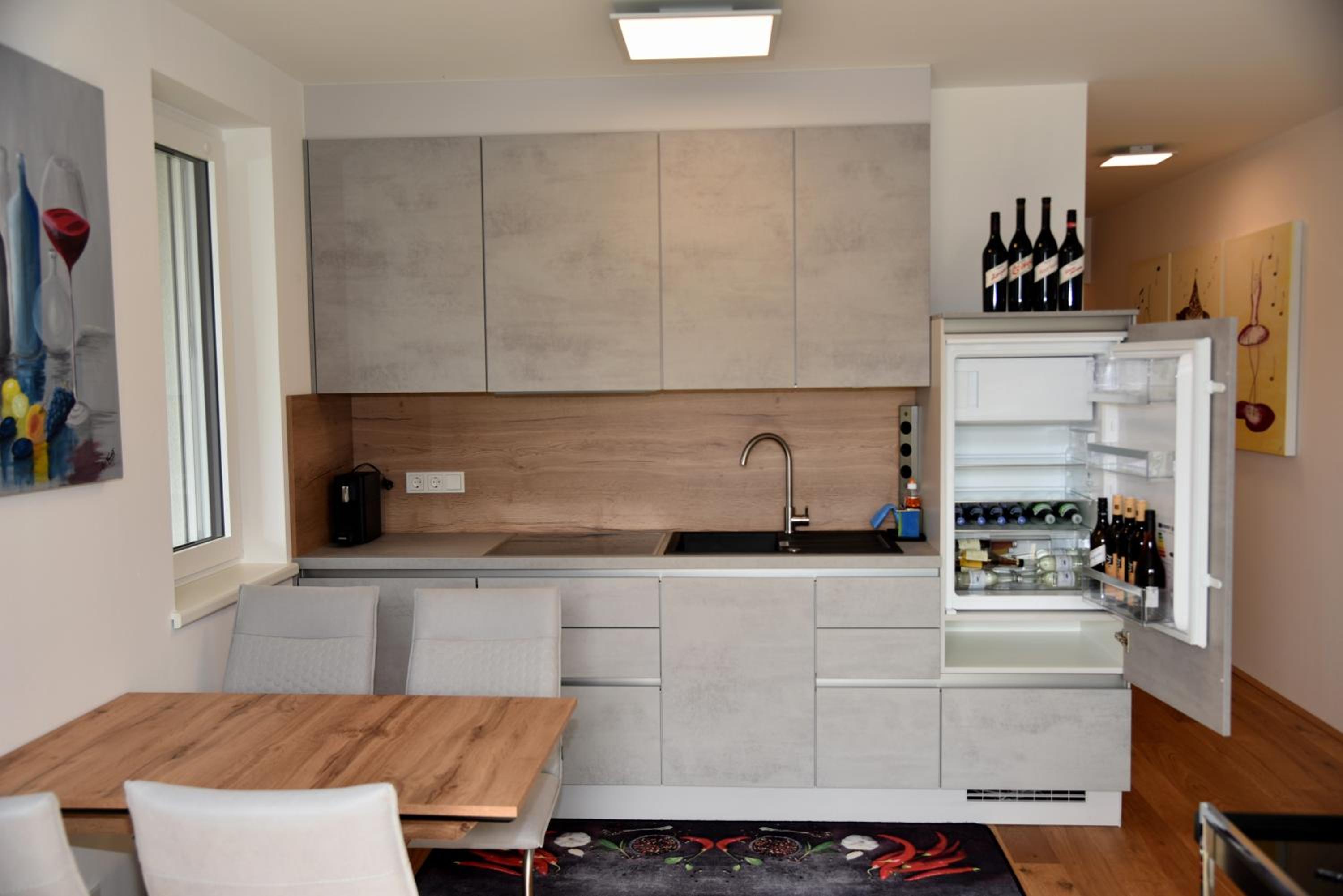 One-Bedroom Apartment With Park View photo 3