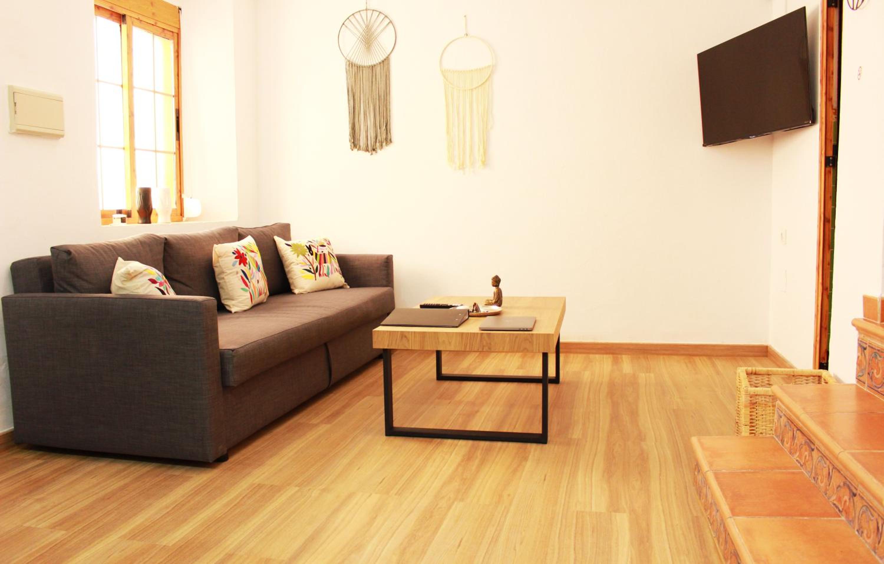Apartamento de Dos Habitaciones con Terraza