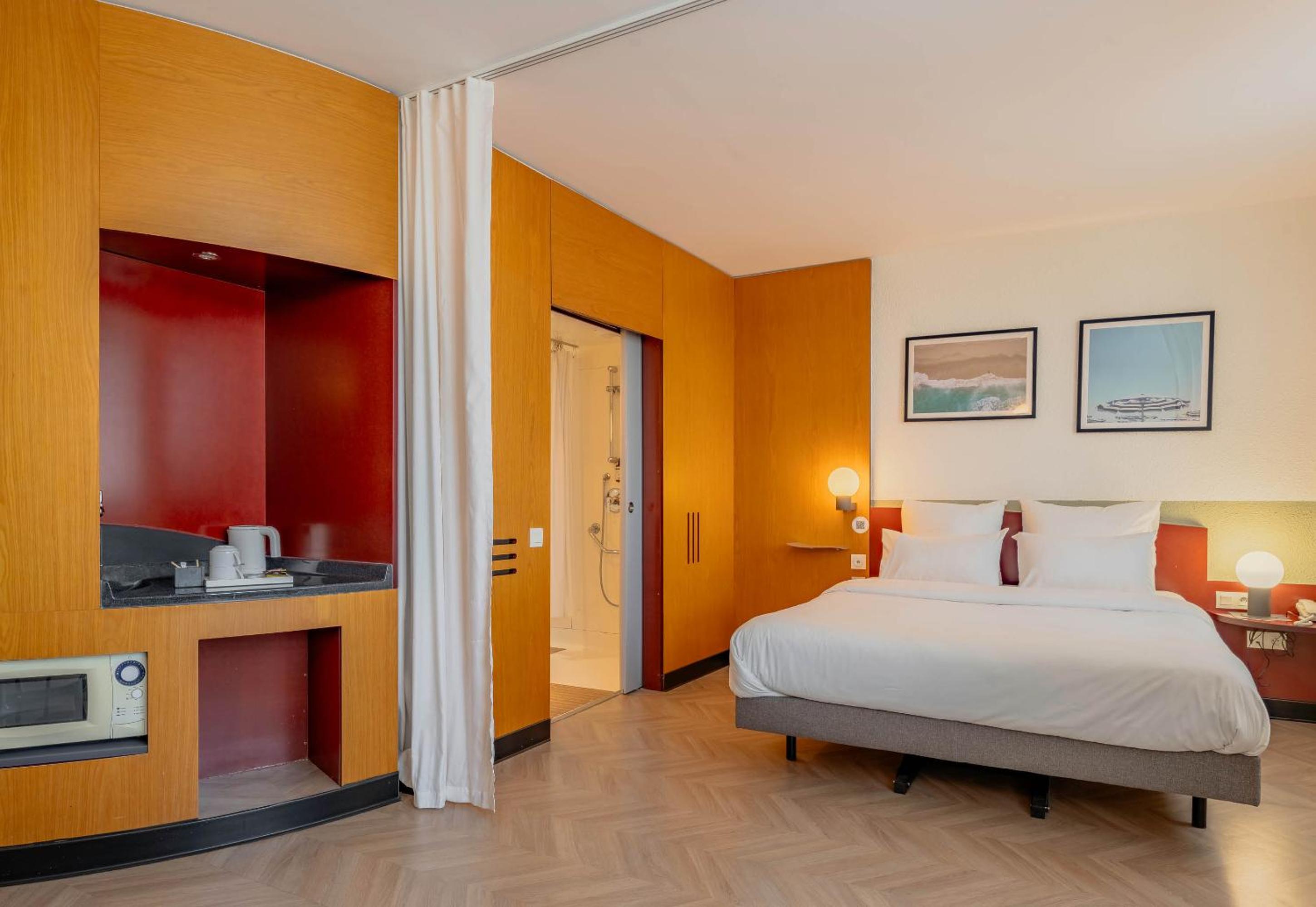 Triple Room - Disability Access - Photo 5