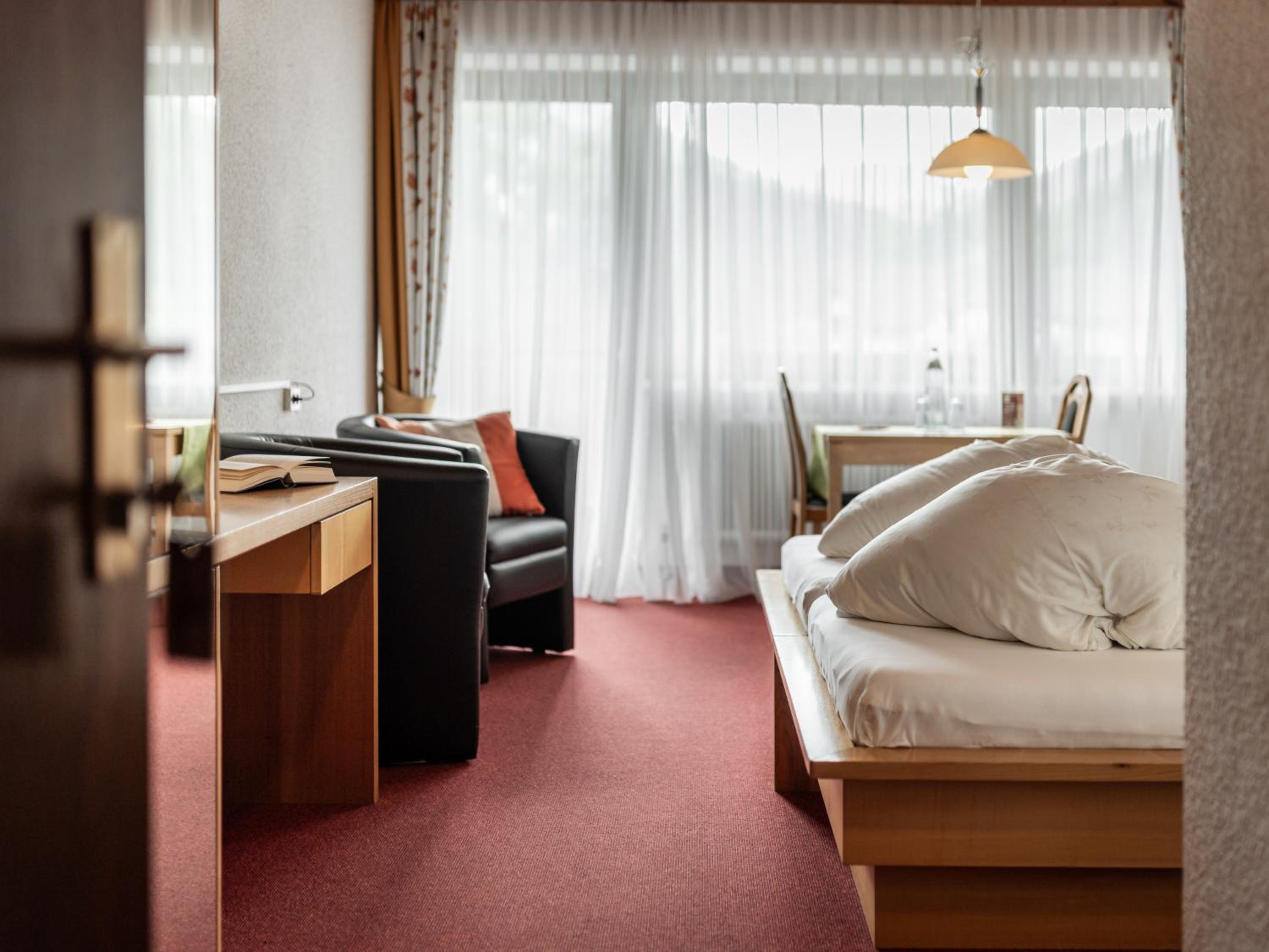 Double Room - Photo 5