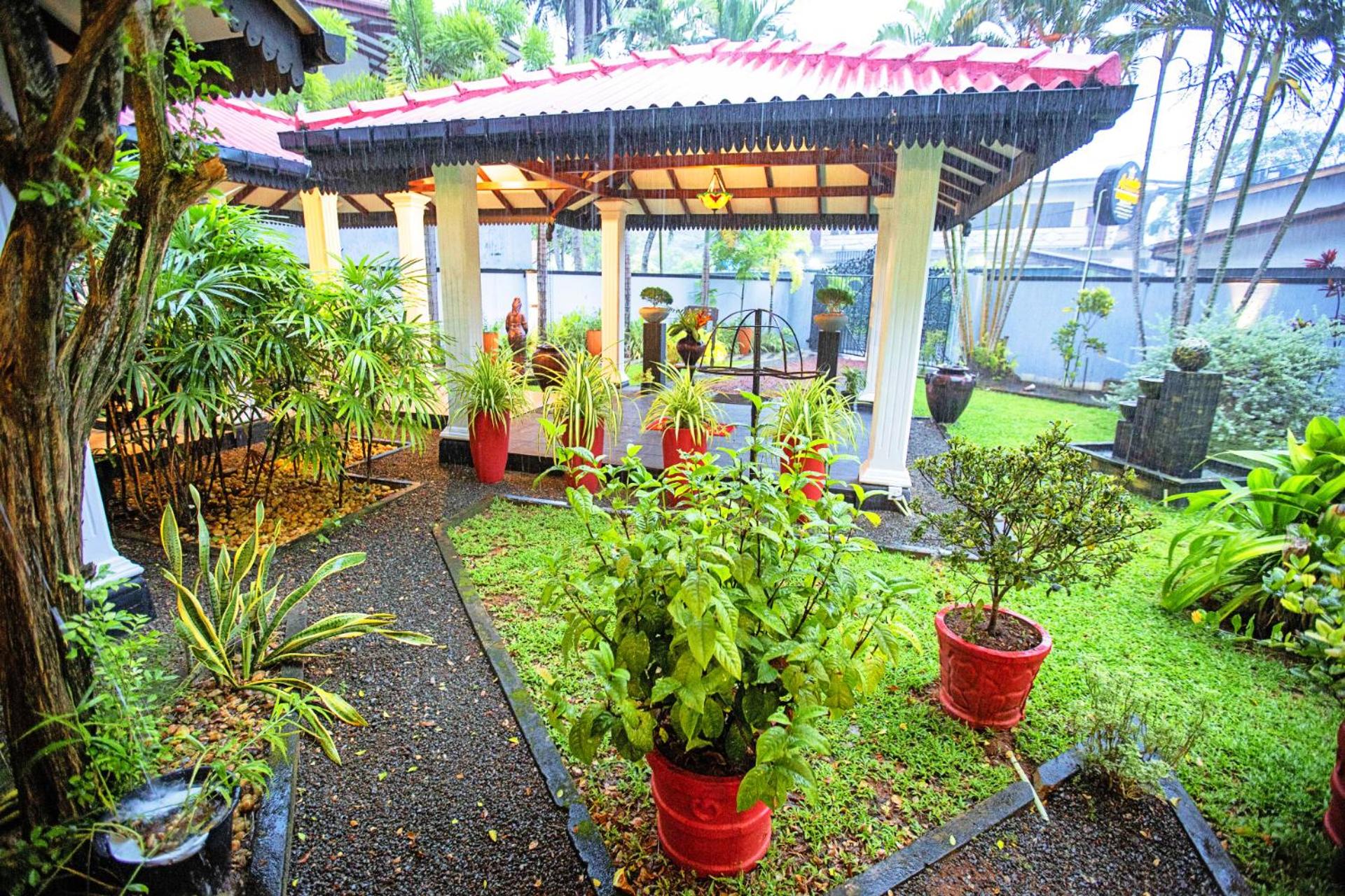 Double Room with Garden View photo 2