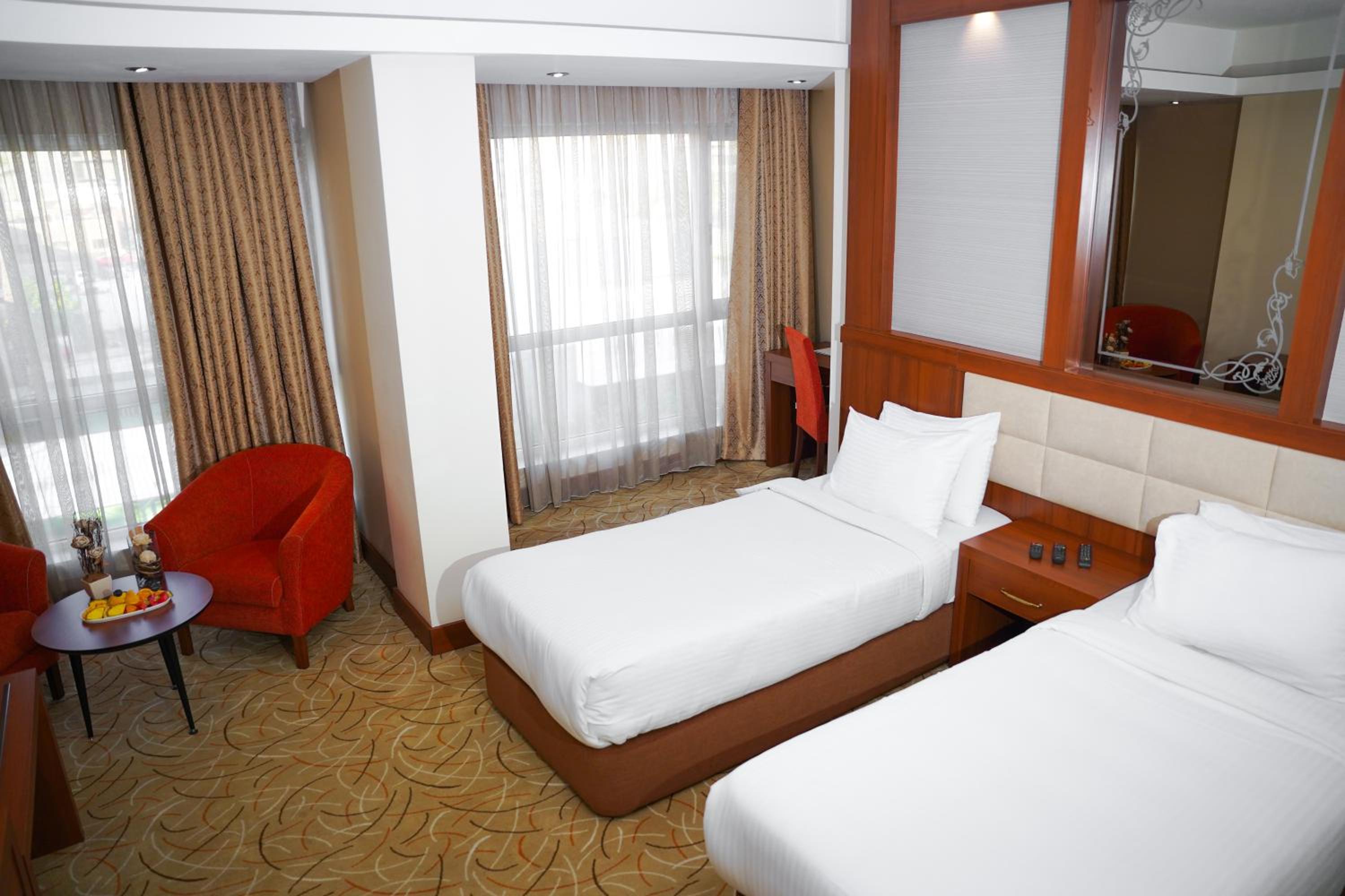 Standard Twin Room - Photo 1