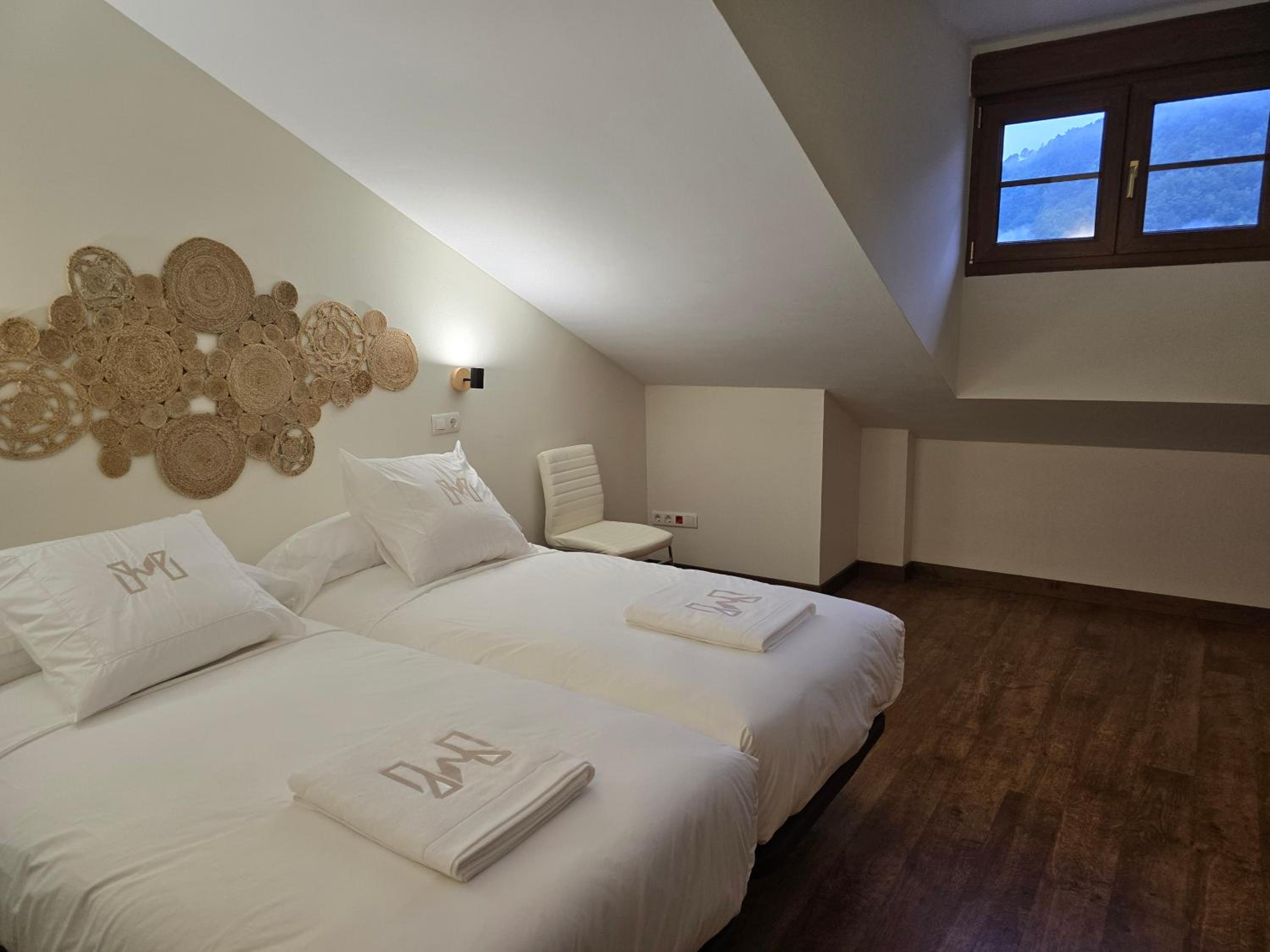 Habitación Doble Deluxe con Cama Extra