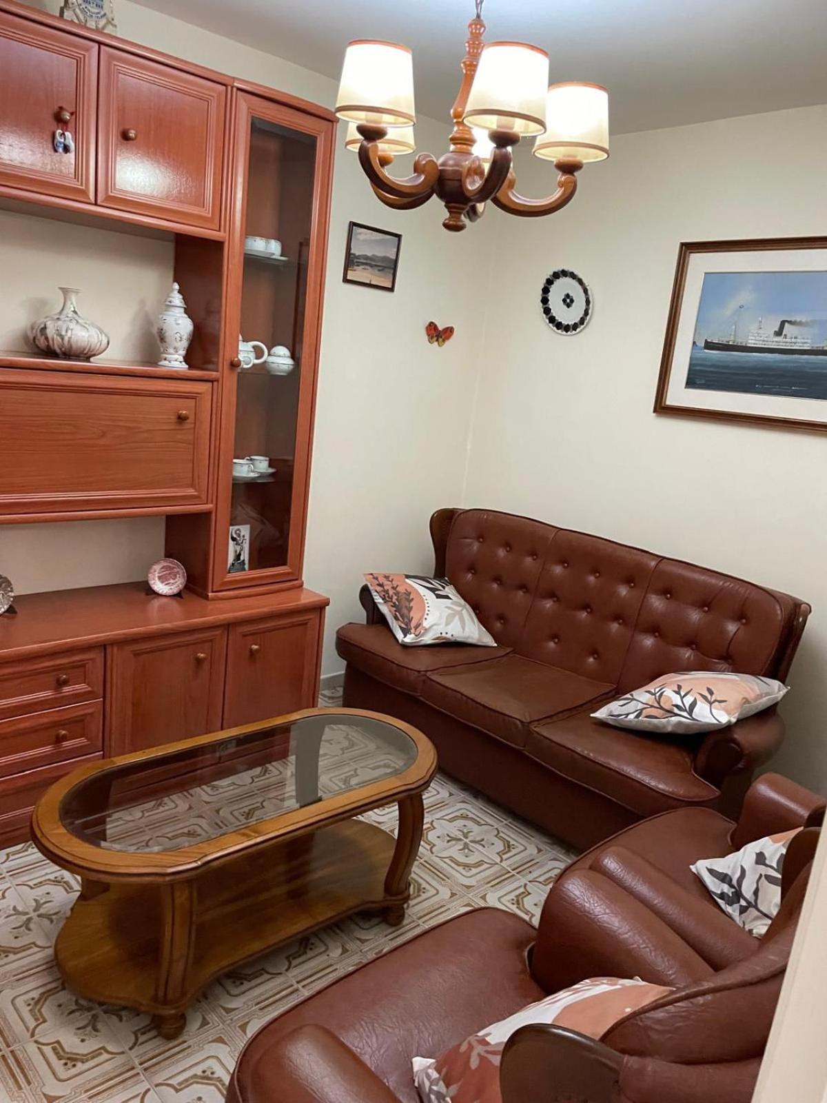Casa de cuatro habitaciones