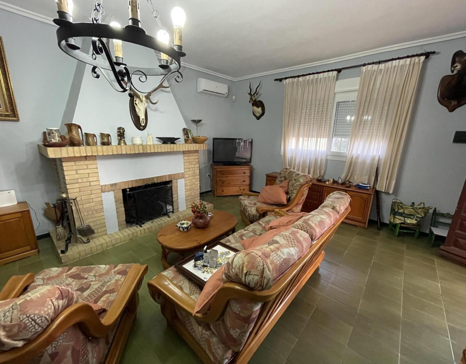 Casa de Seis Habitaciones
