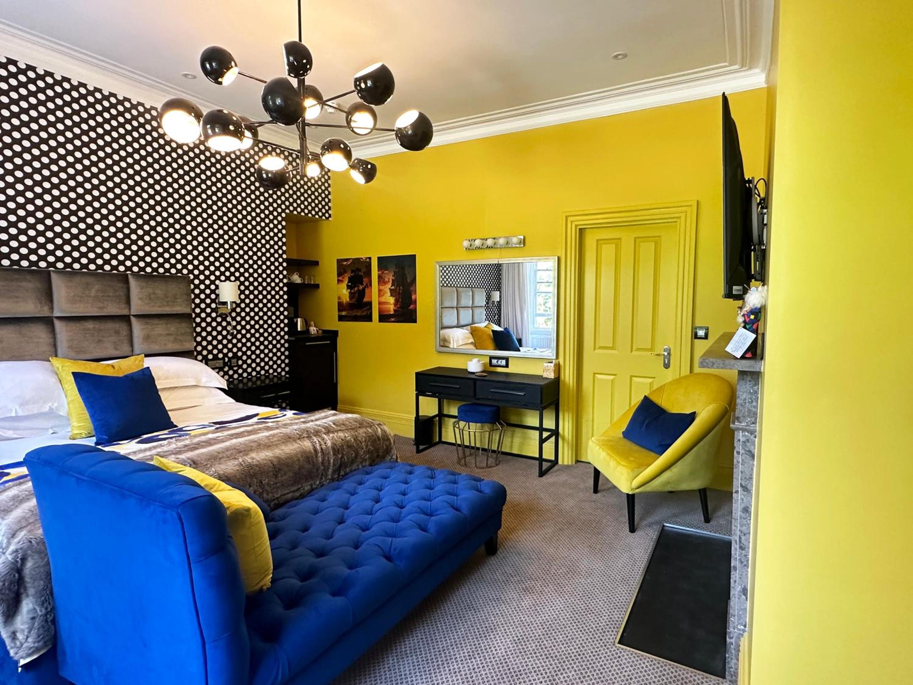 Deluxe Suite photo 1