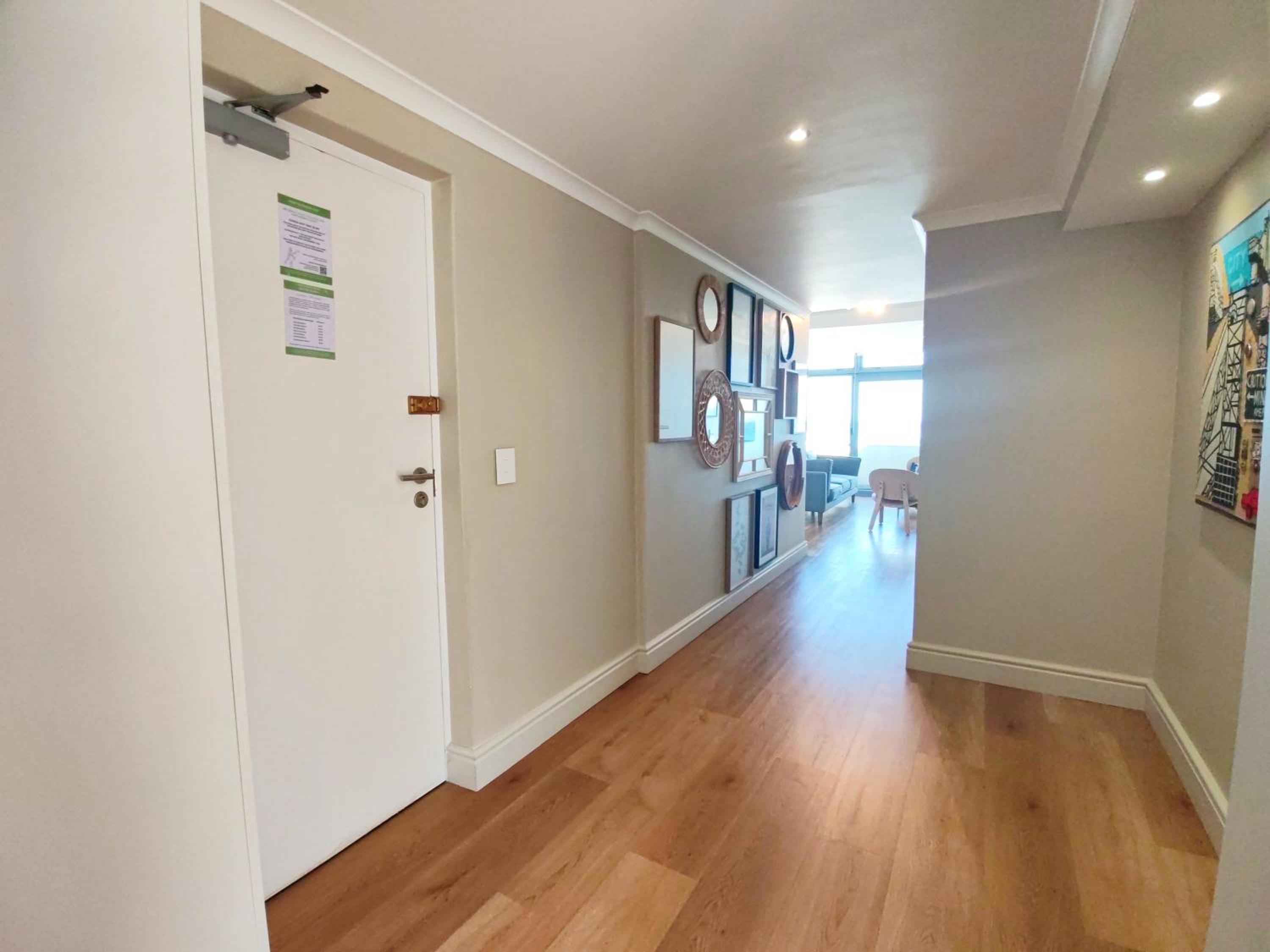 Apartment With Sea View photo 3