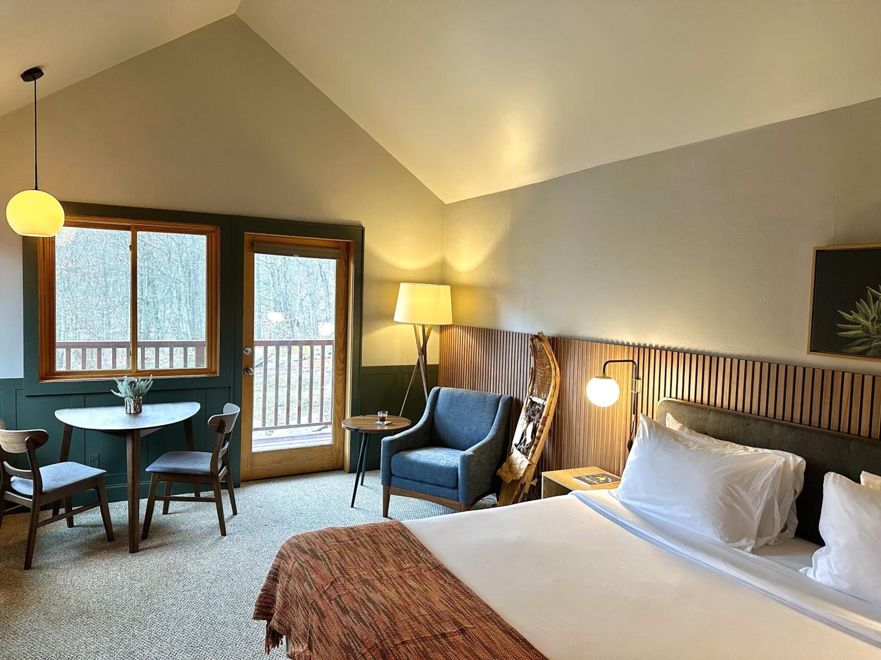 Double Room with Cliff View and Balcony photo 1