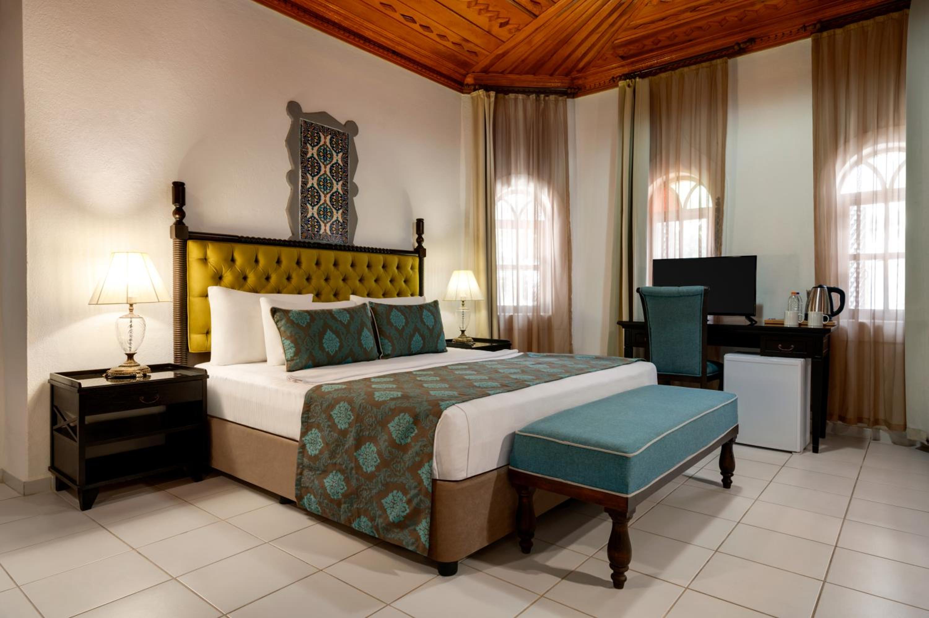 Deluxe Suite photo 3