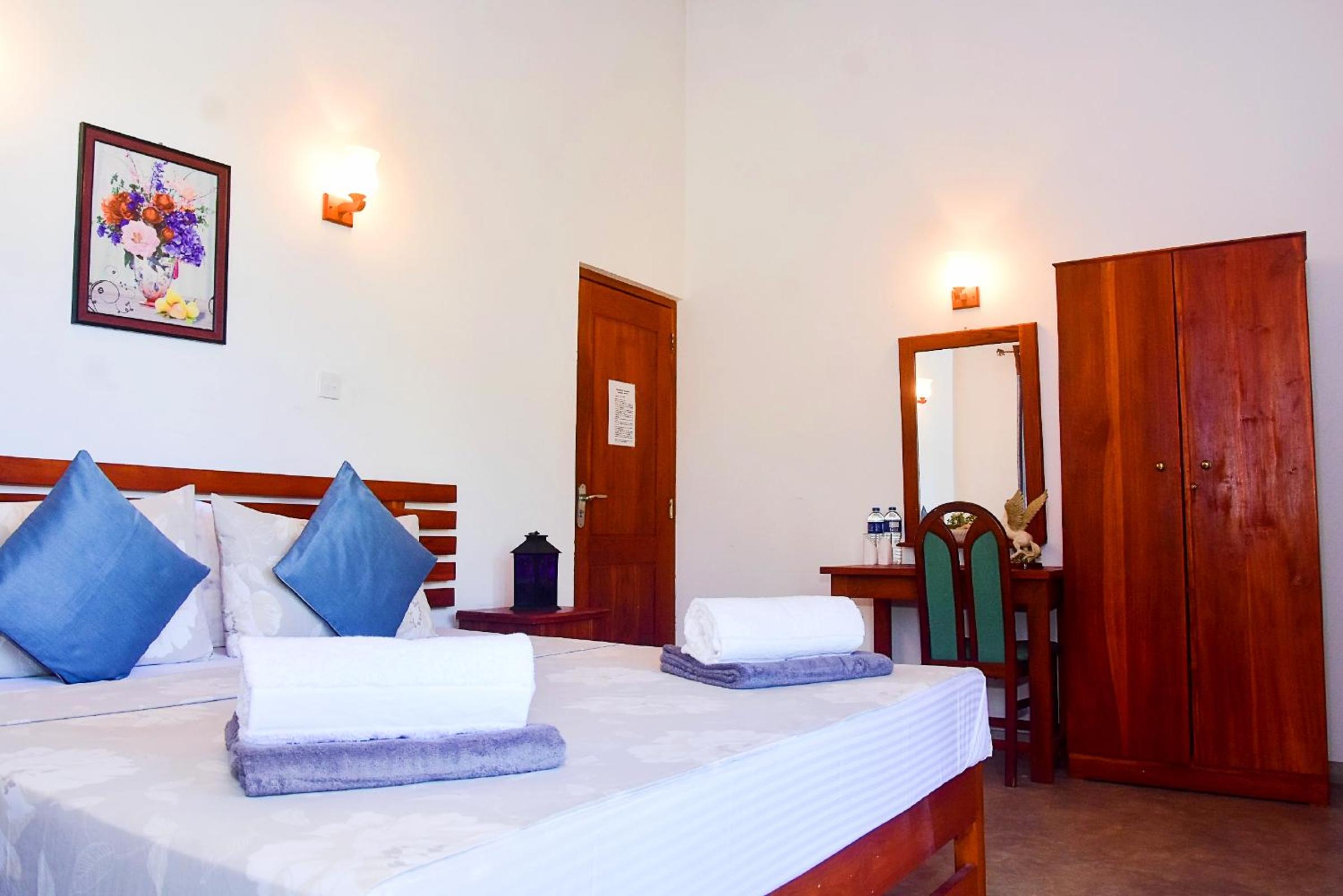 Double Room with Pool View photo 3