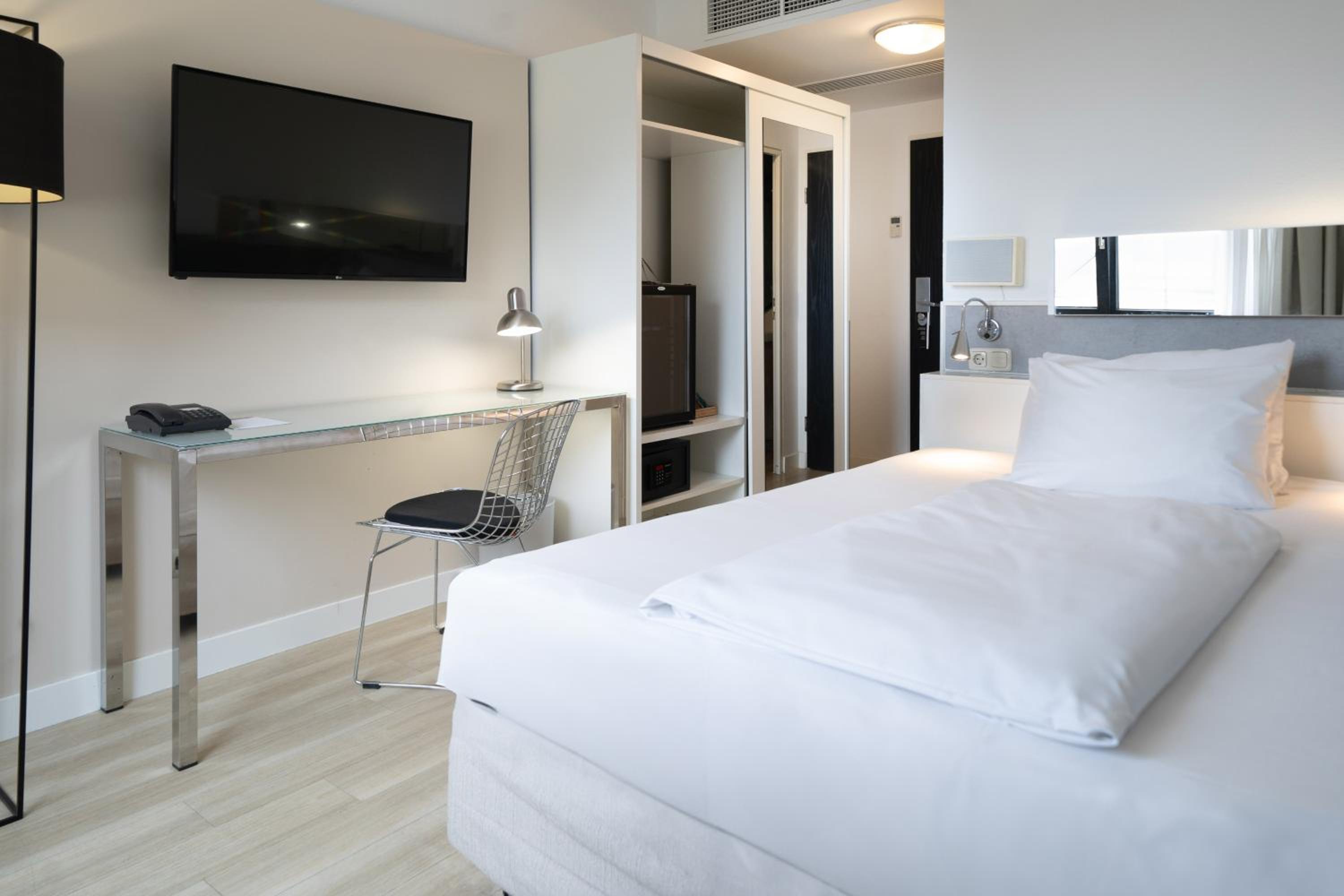 Standard Room Single Use