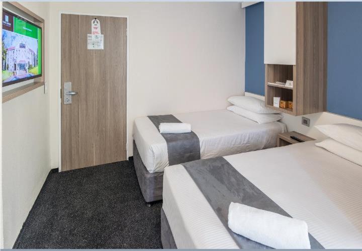 Standard Twin Room photo 1