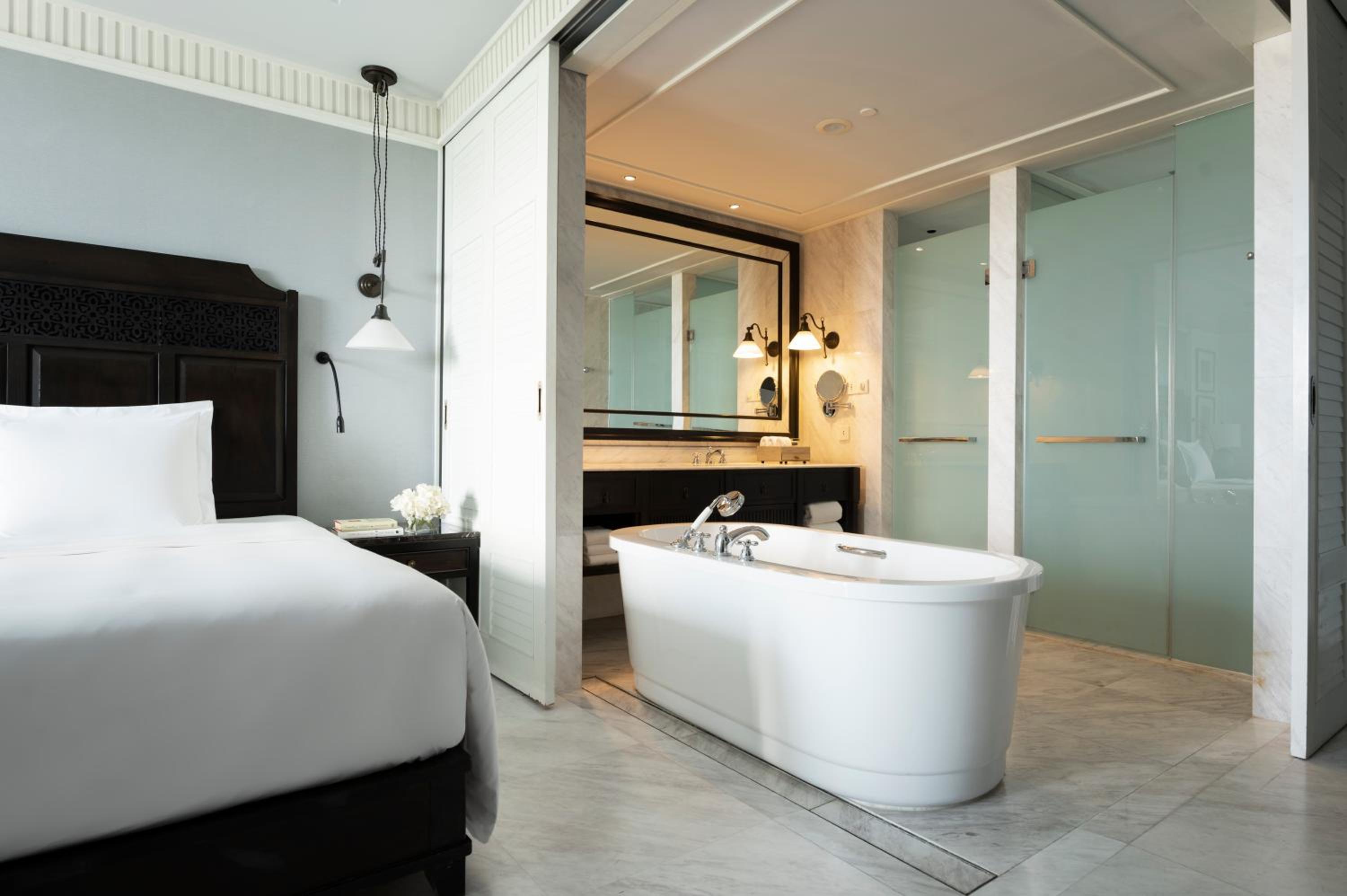Classic King Room - Photo 2