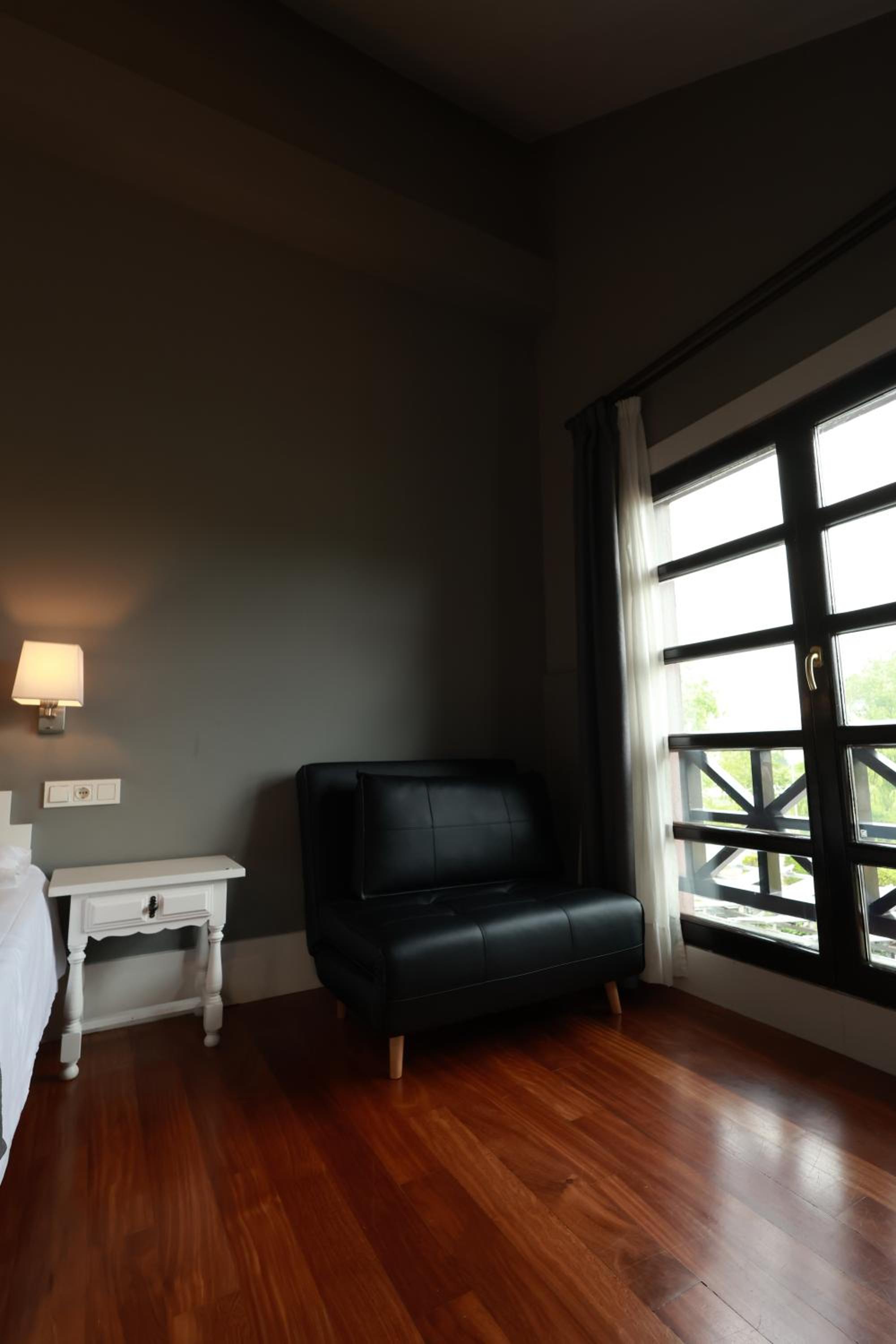 Twin Room - Photo 1