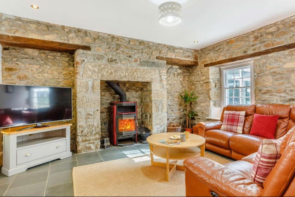 Three-Bedroom House photo 1