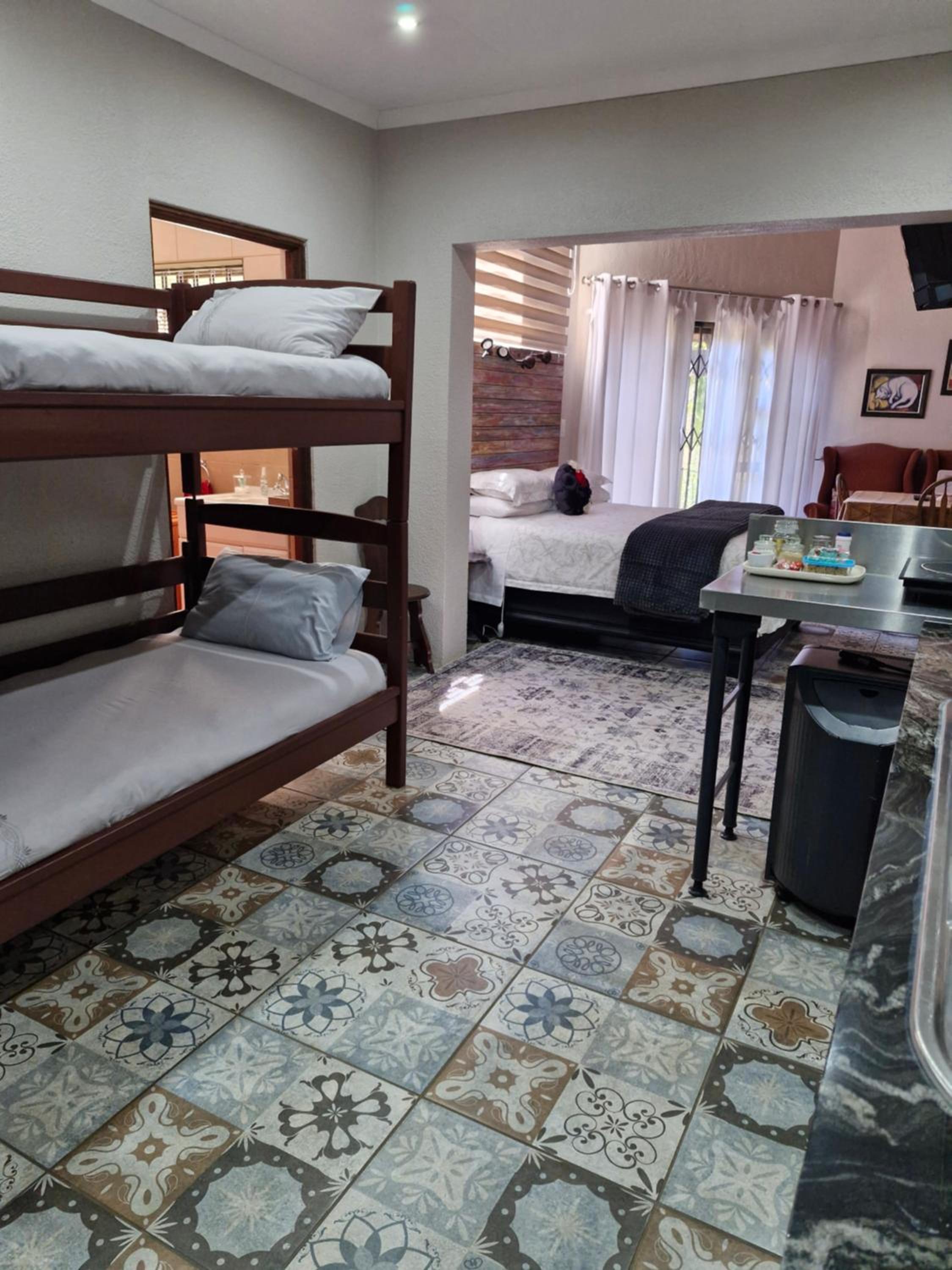 Deluxe Double or Twin Room with Garden View - Photo 5