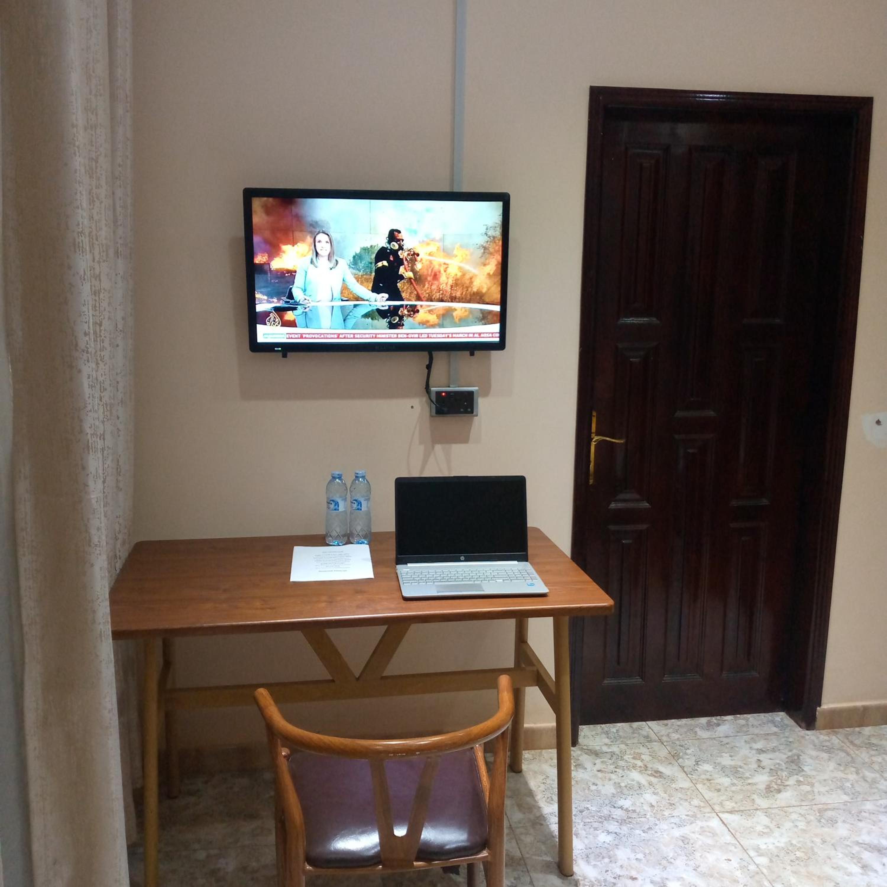 Double Room - Photo 14