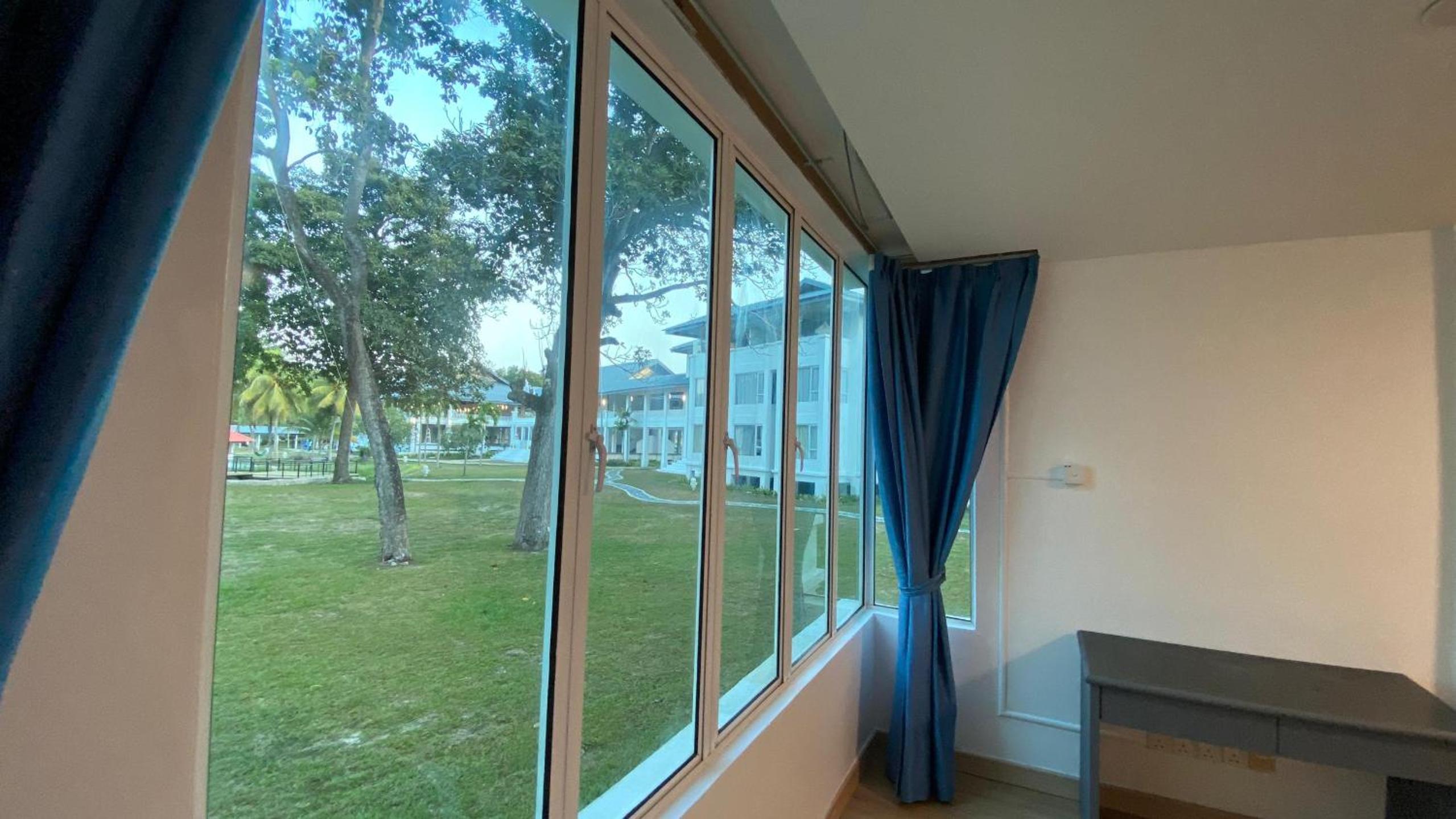 Quadruple Room - Photo 2