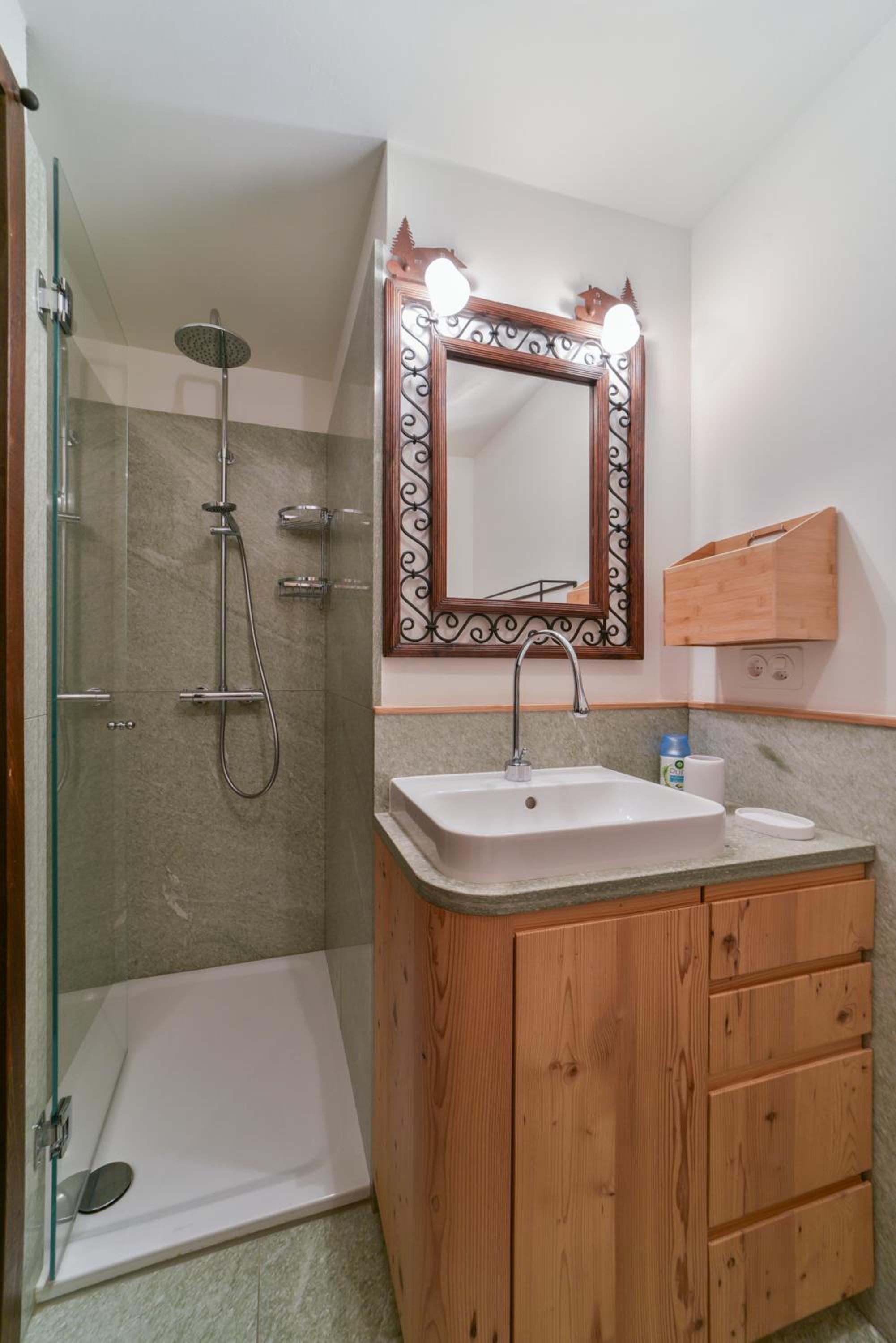Studio Apartment photo 2