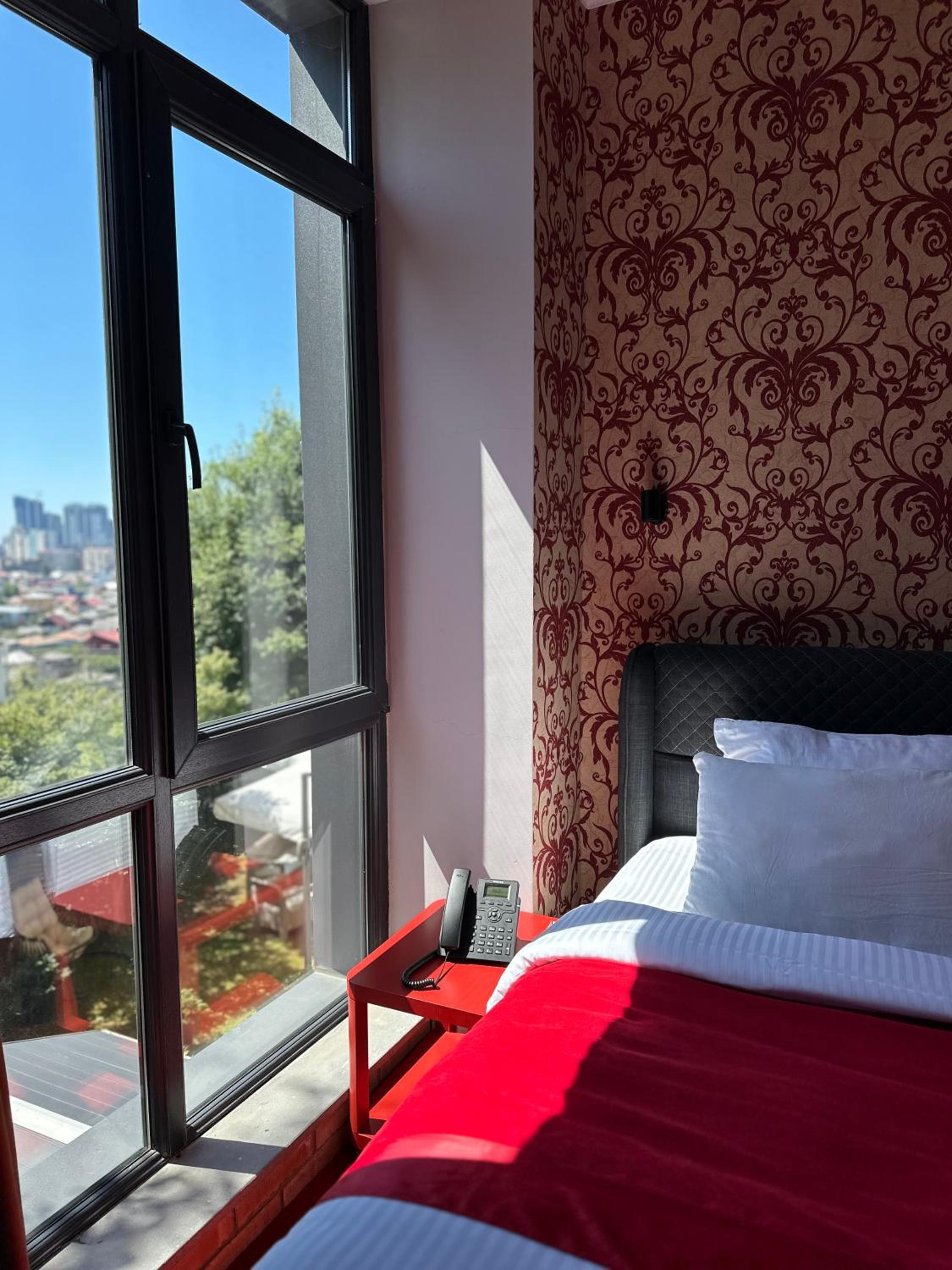 Junior Suite with Garden View photo 1