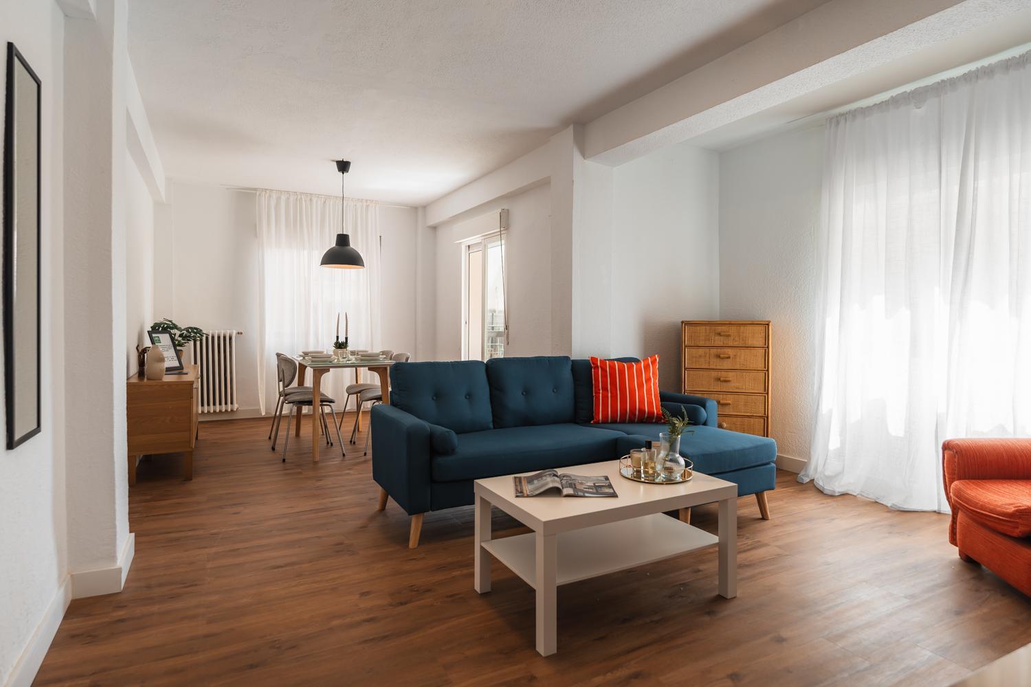 Apartamento de Cuatro Habitaciones