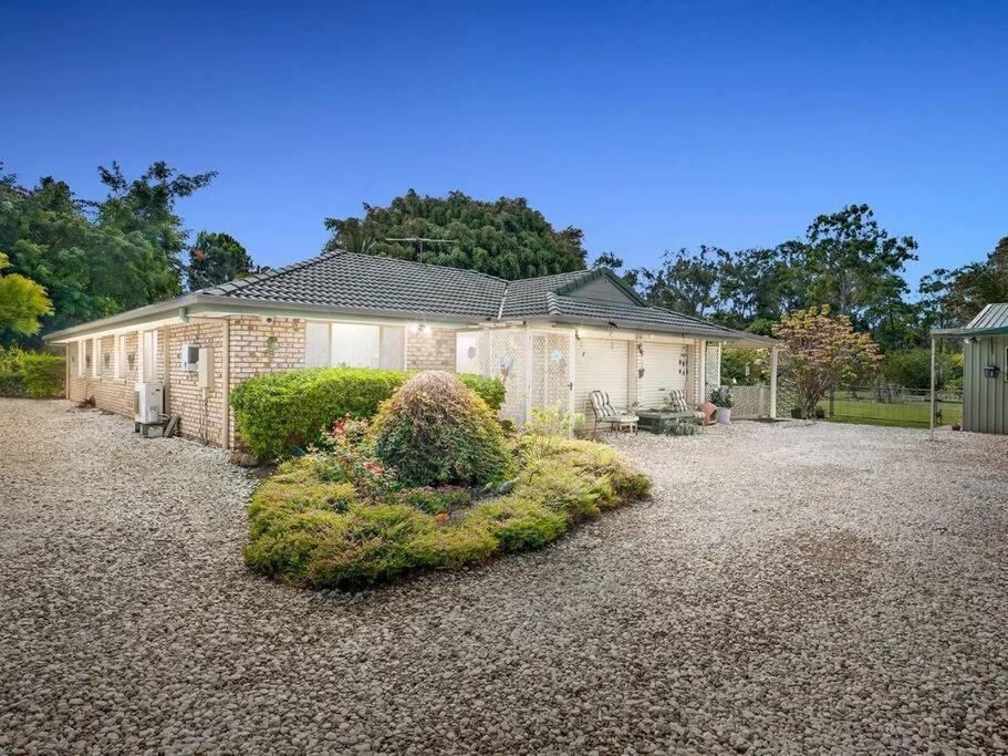 Four-Bedroom House photo 2