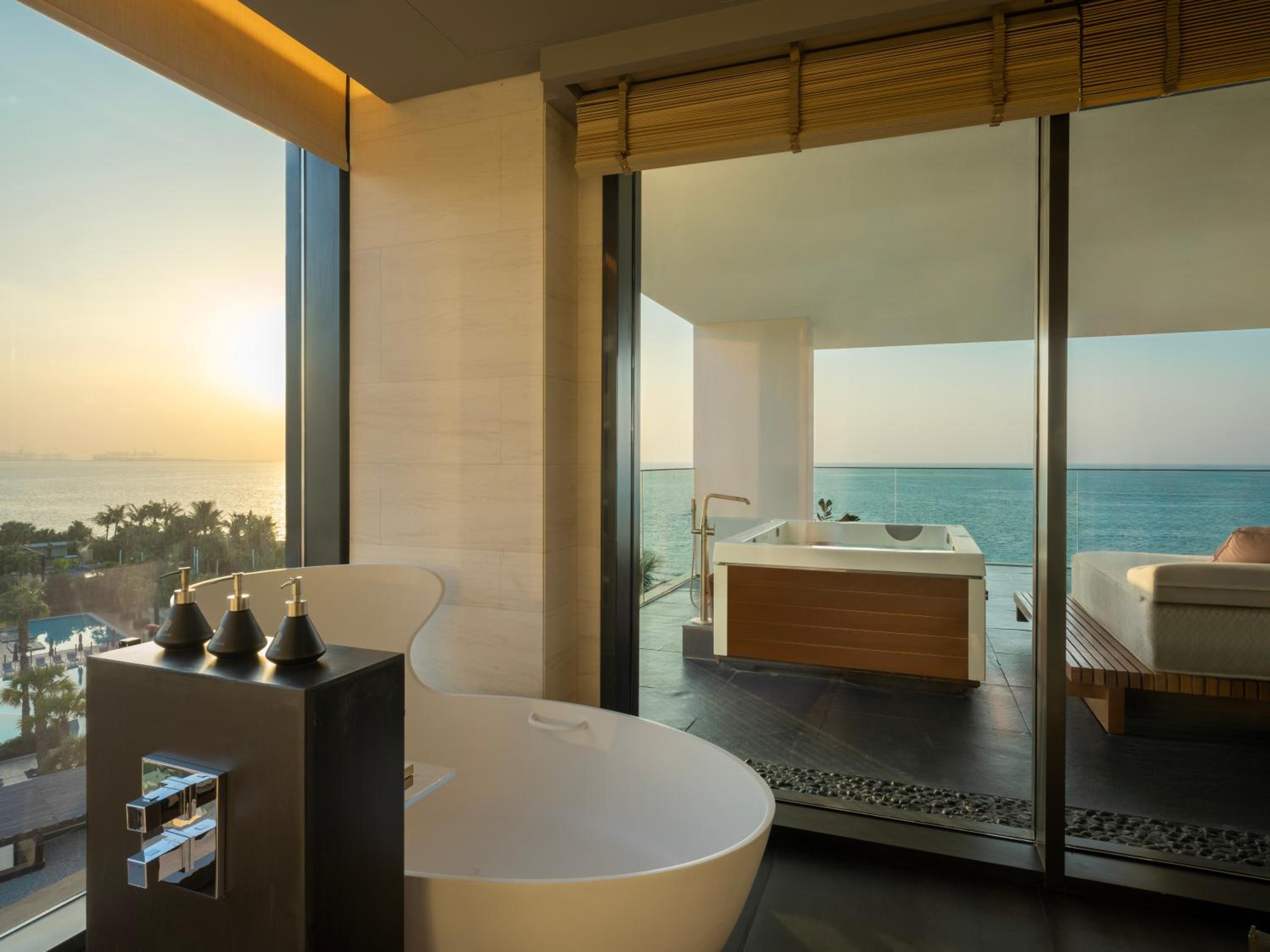 Three-Bedroom Presidential Suite - Dedicated butler, breakfast at Alizee or in-room dining, daily sunset Aperitivo served in the suite, and a round-trip airport transfer with Complimentary Rainforest Experience once per stay thumbnail 5