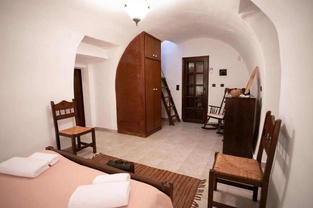 Three-Bedroom Villa photo 2