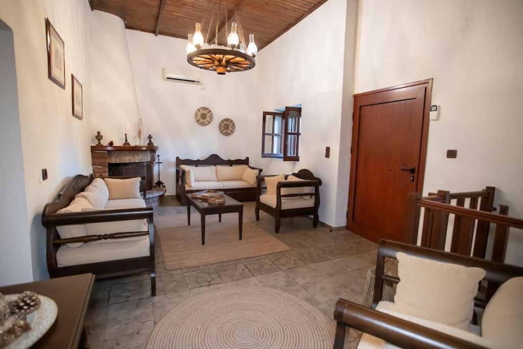 Three-Bedroom Villa photo 1