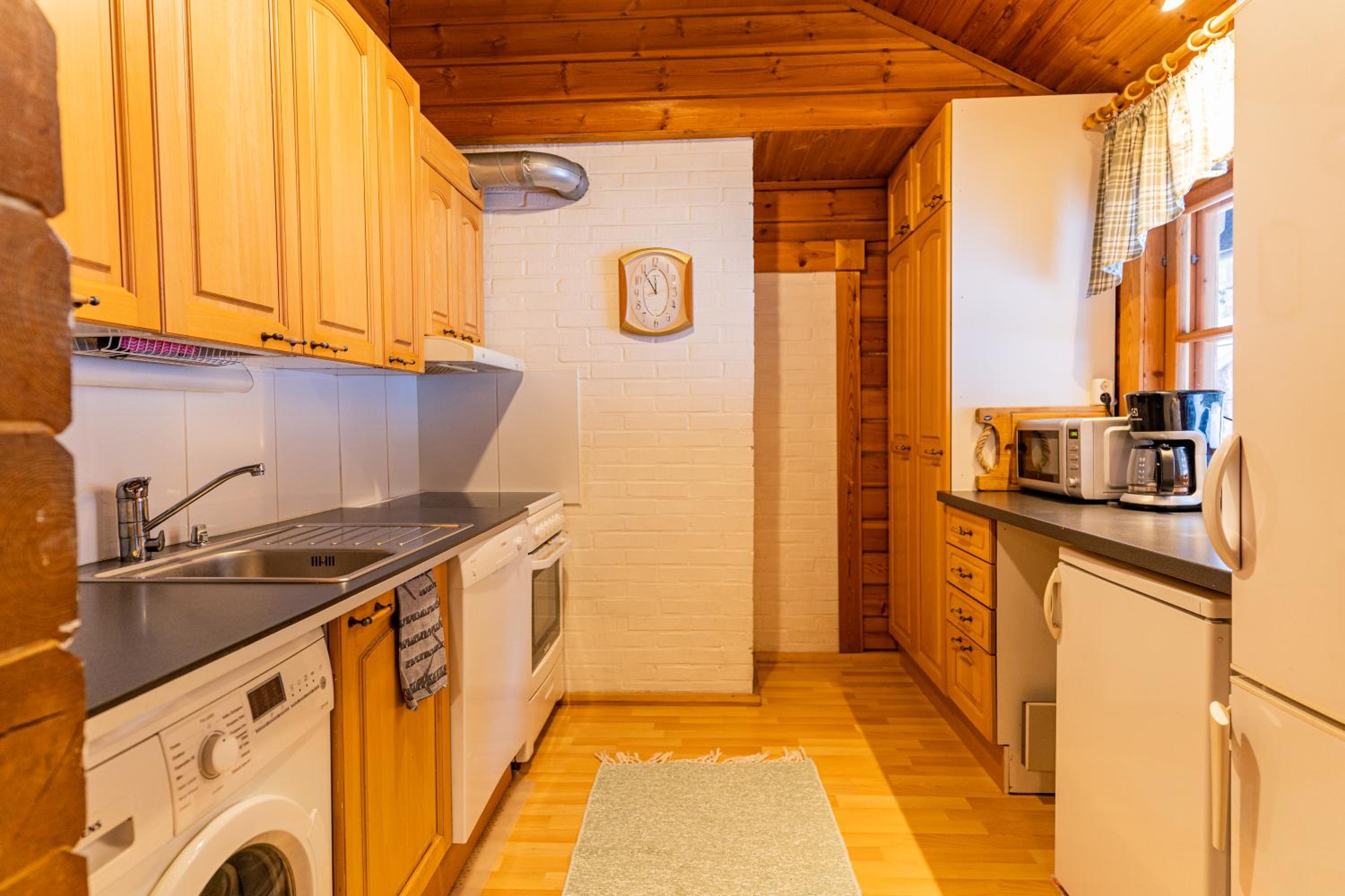 Three-Bedroom Villa with Sauna photo 3