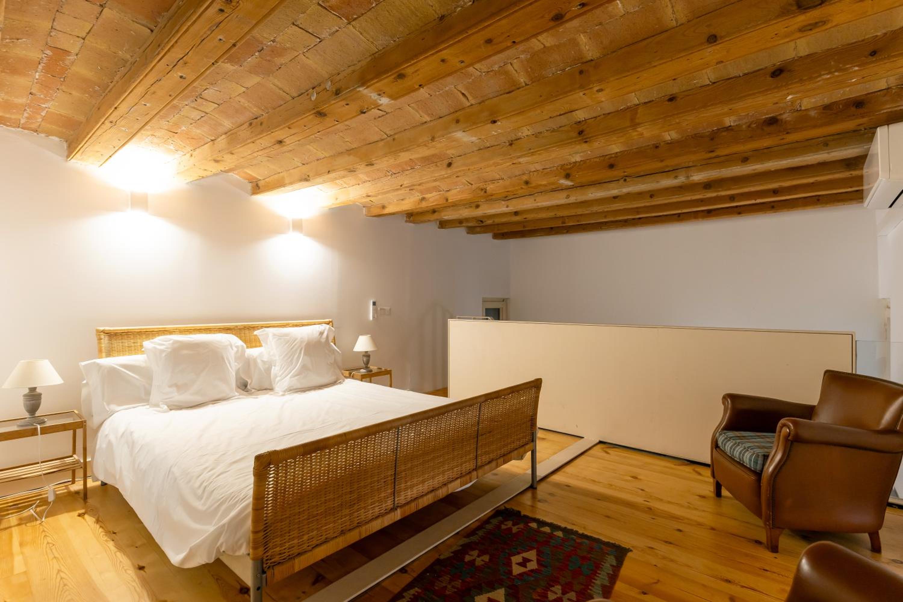 Apartment with Terrace photo 3