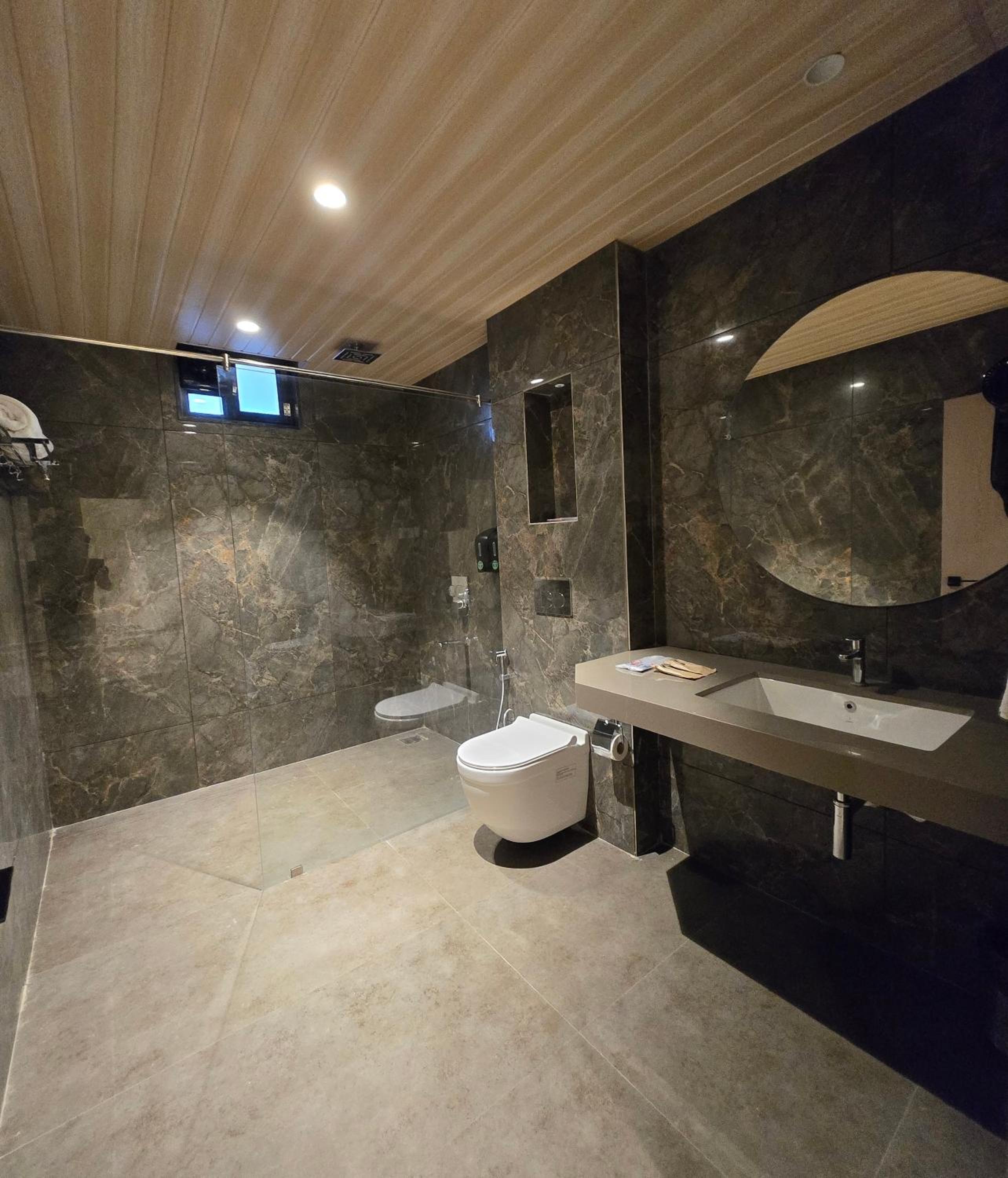 Superior Triple Room photo 2