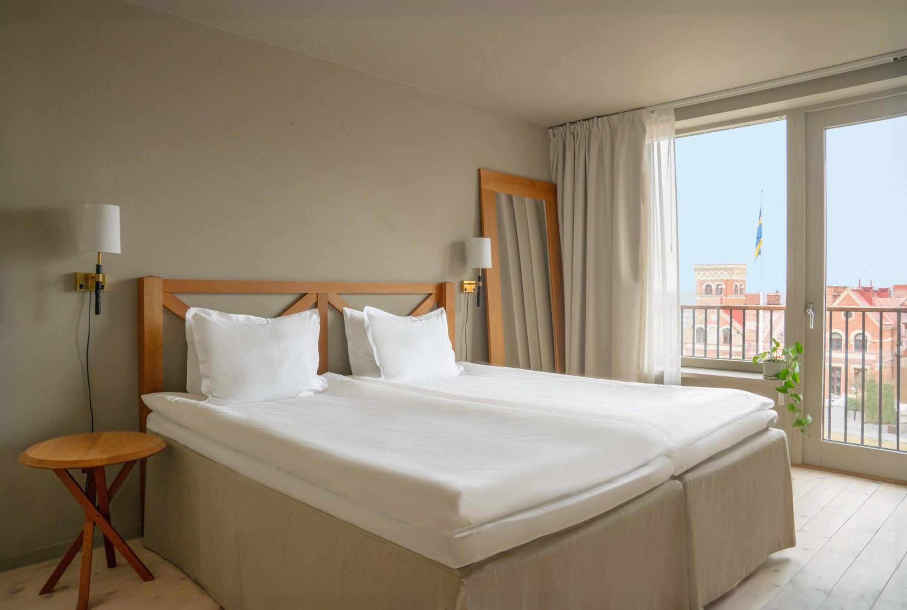 Standard Double Room with Sea View - Photo 1