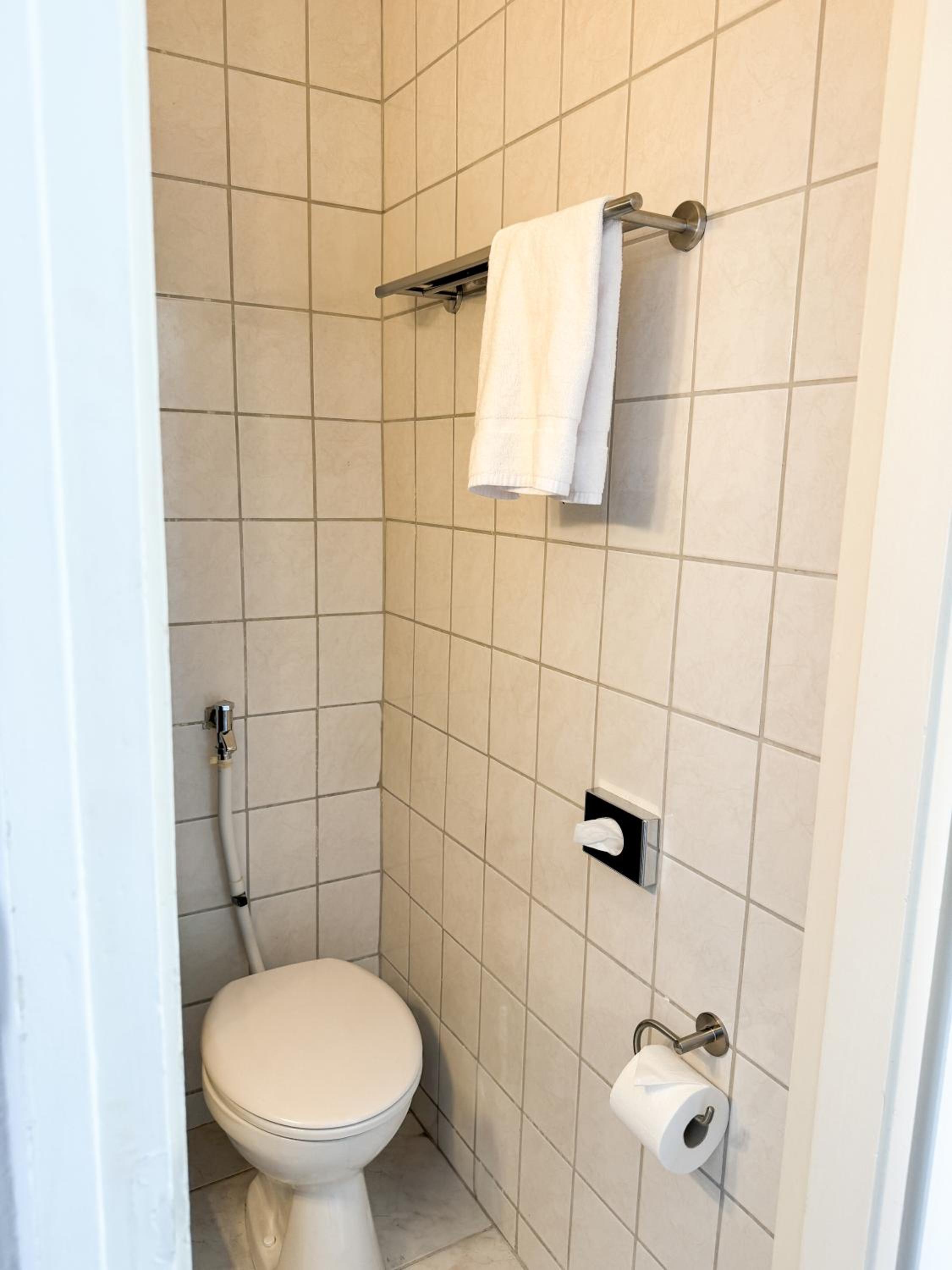 Double Room - Photo 19