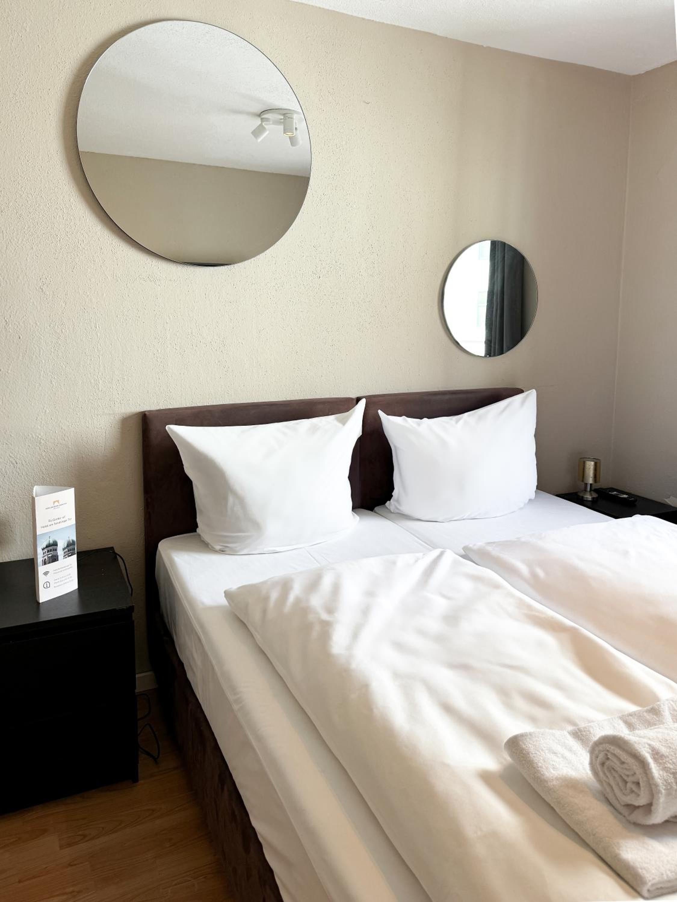 Double Room - Photo 6