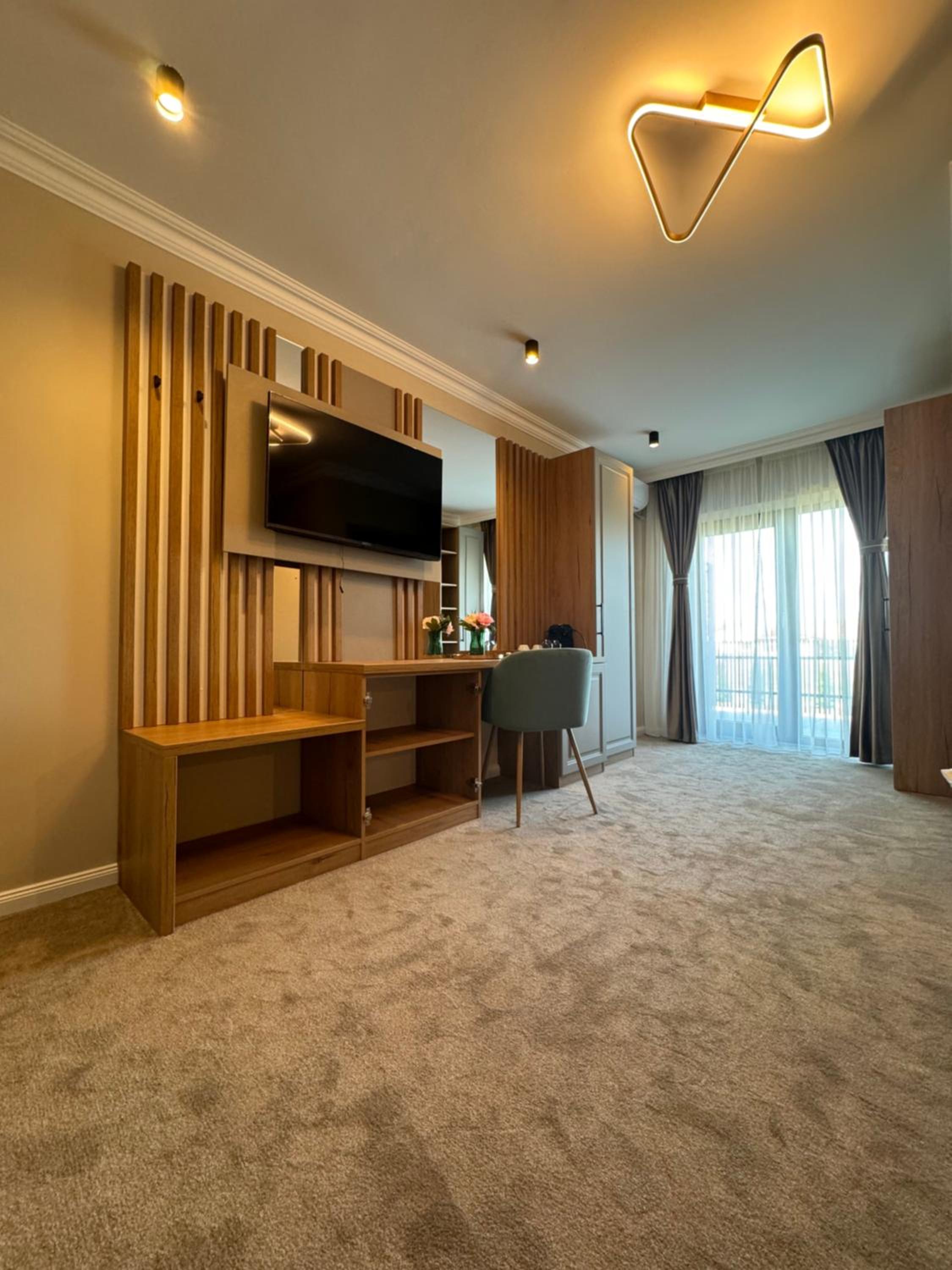 Deluxe Double or Twin Room photo 2