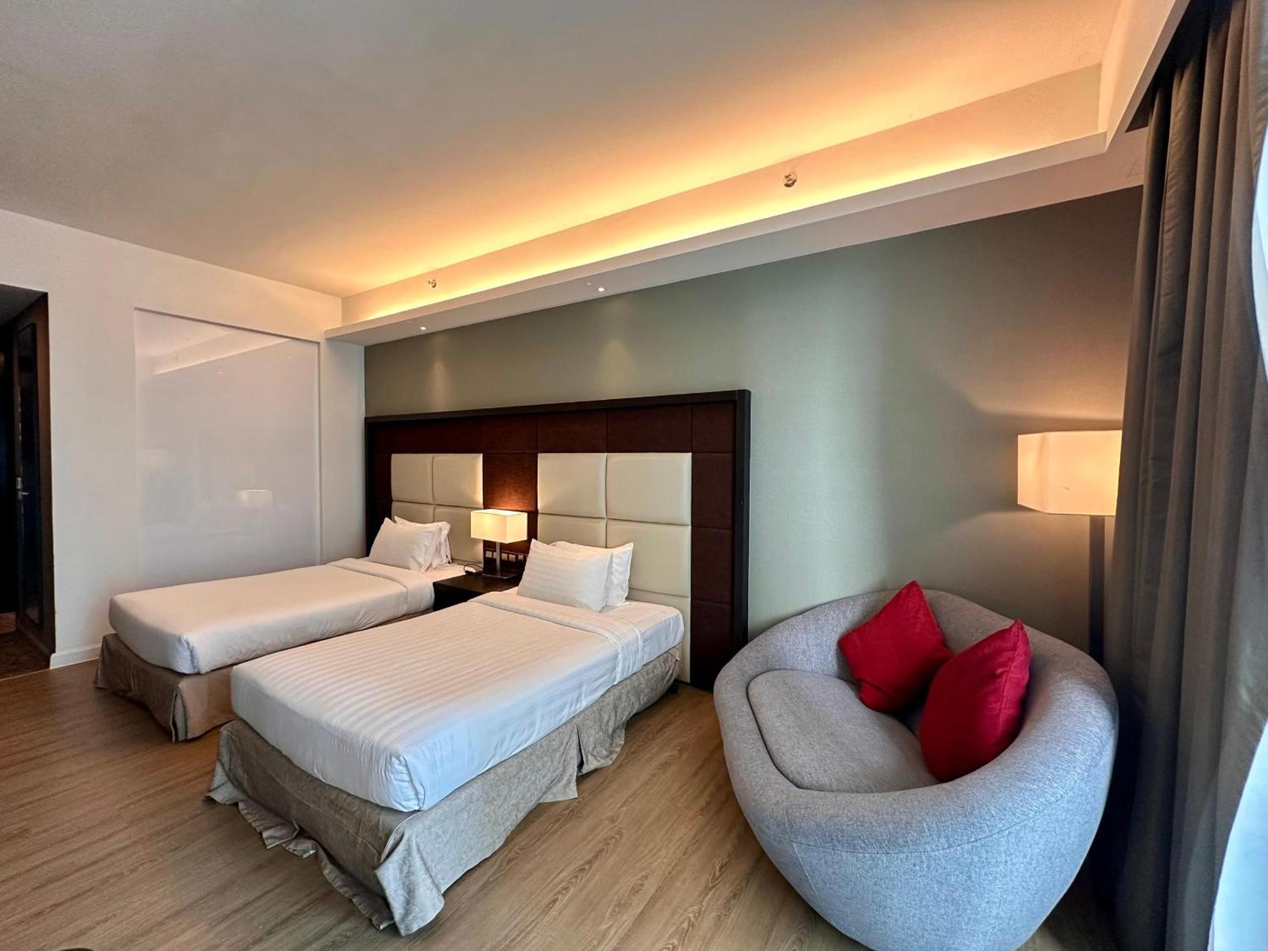Deluxe Twin Room photo 1