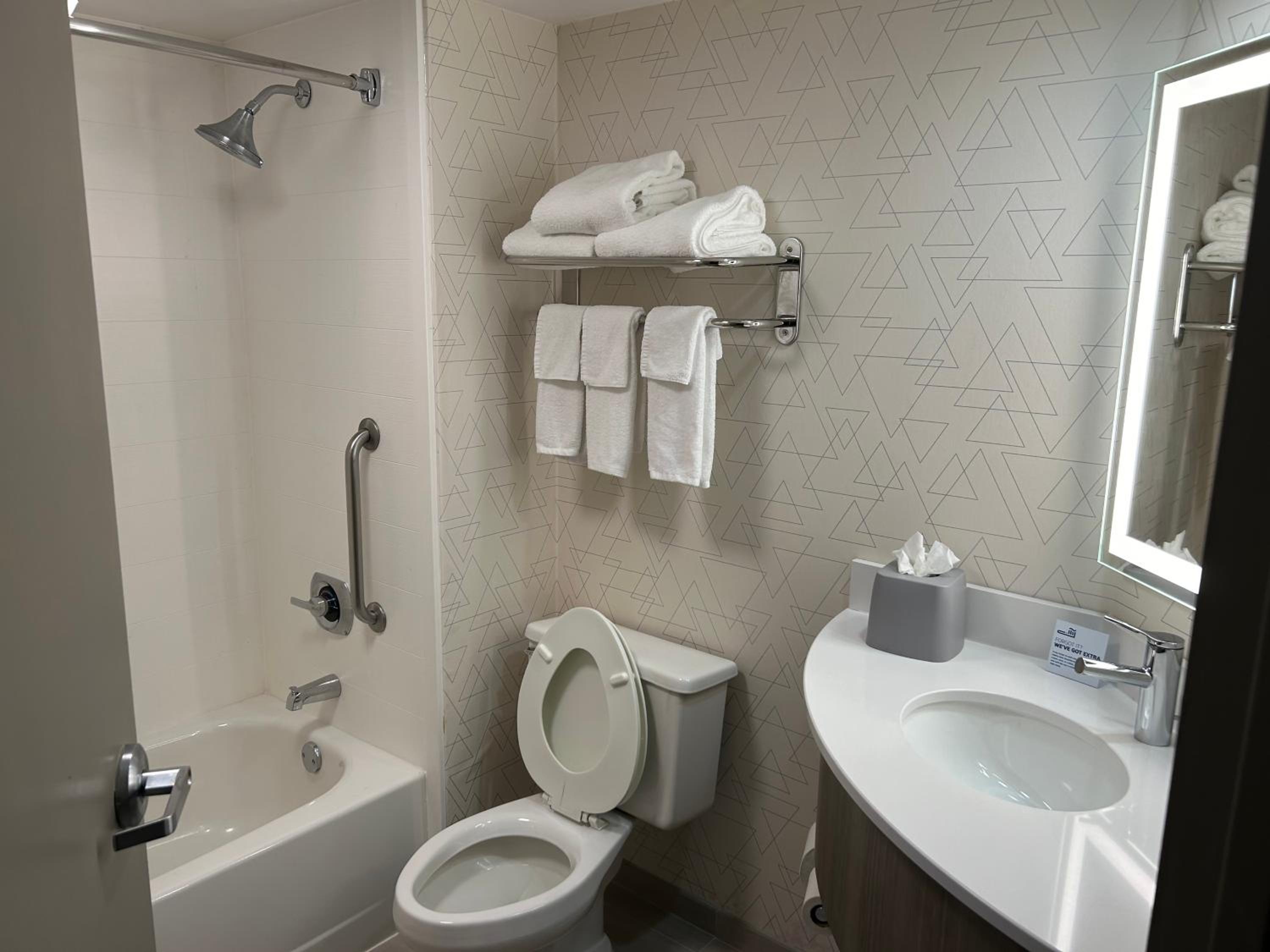 Standard Room - Photo 9